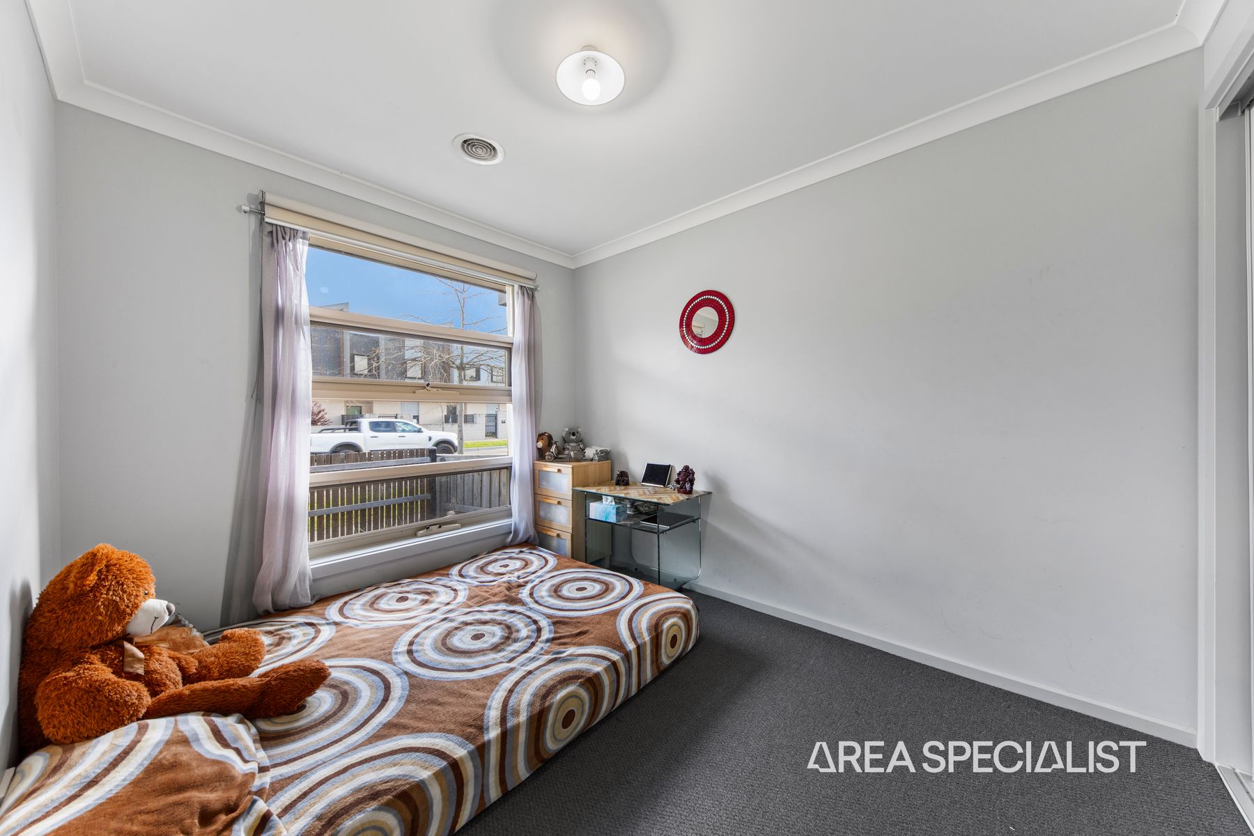42 Henry Street, Pakenham, VIC 3810, Pakenham - Thumbnail 8