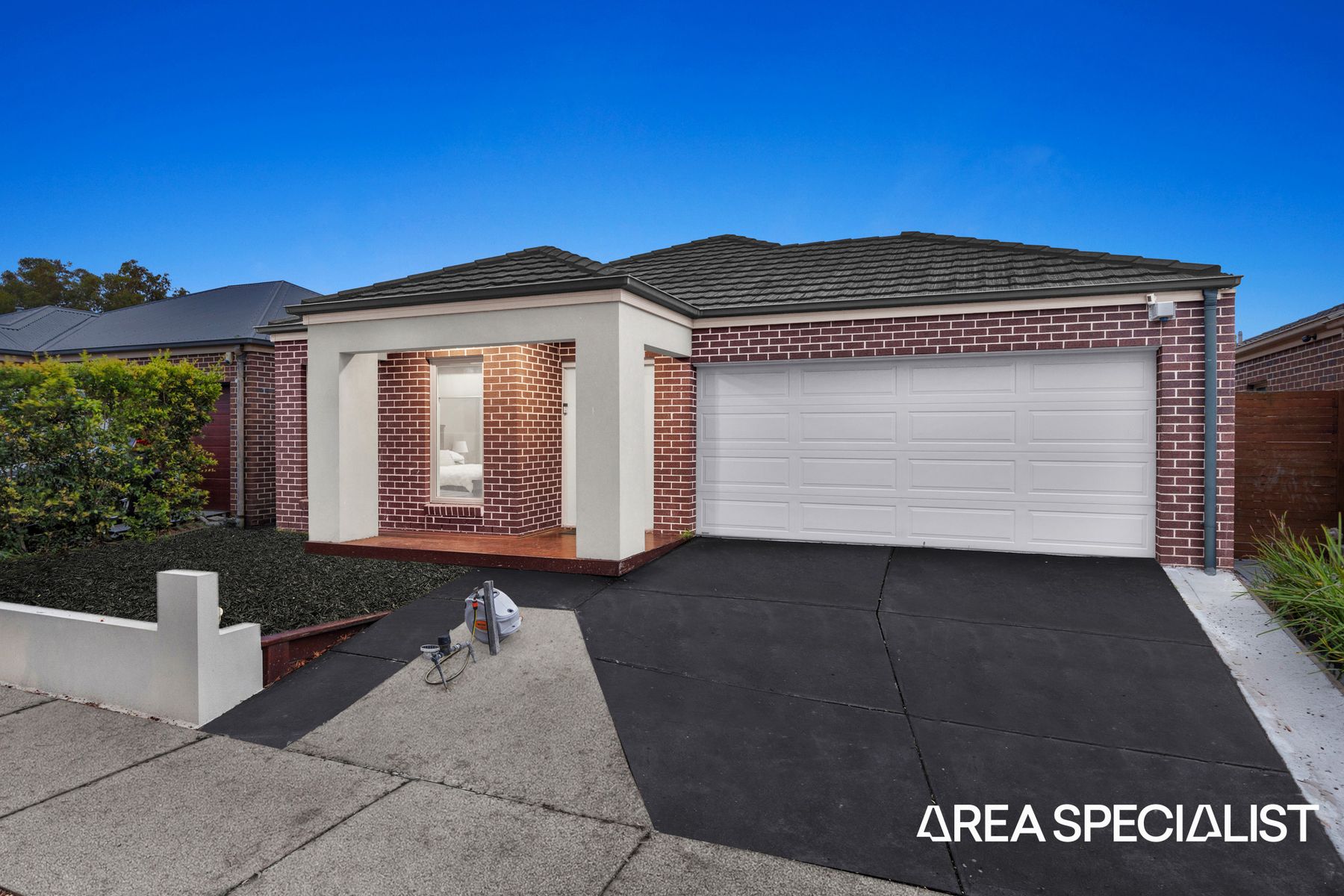 34 Copeton Avenue, Tarneit - Thumbnail 2
