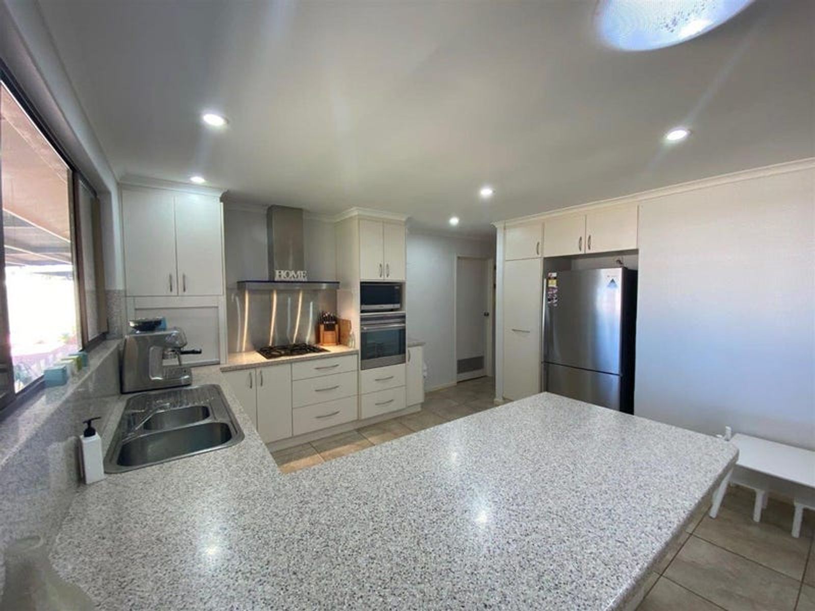 17 Dixon Road, Braitling NT 0870, Braitling - Thumbnail 5