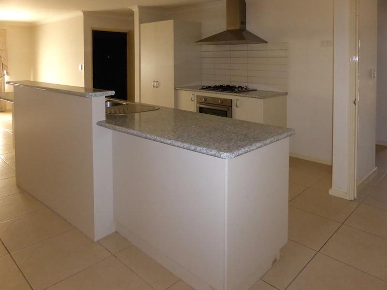 137 Throssell Street, Northam WA 6401, Northam - Thumbnail 3