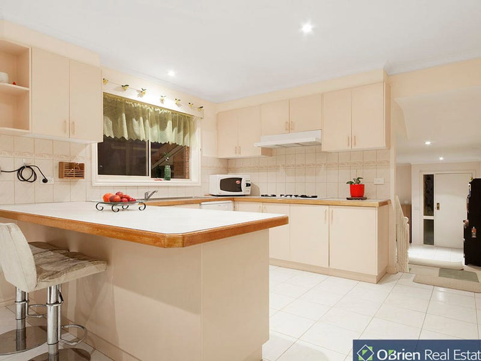 44 Matthew Flinders Avenue, Endeavour Hills, VIC 3802, Endeavour Hills - Thumbnail 2
