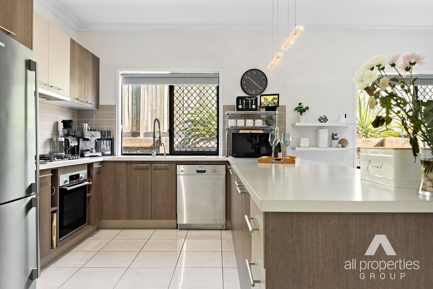 16 Patricia Drive, The Gap QLD 4061, The Gap - Thumbnail 6