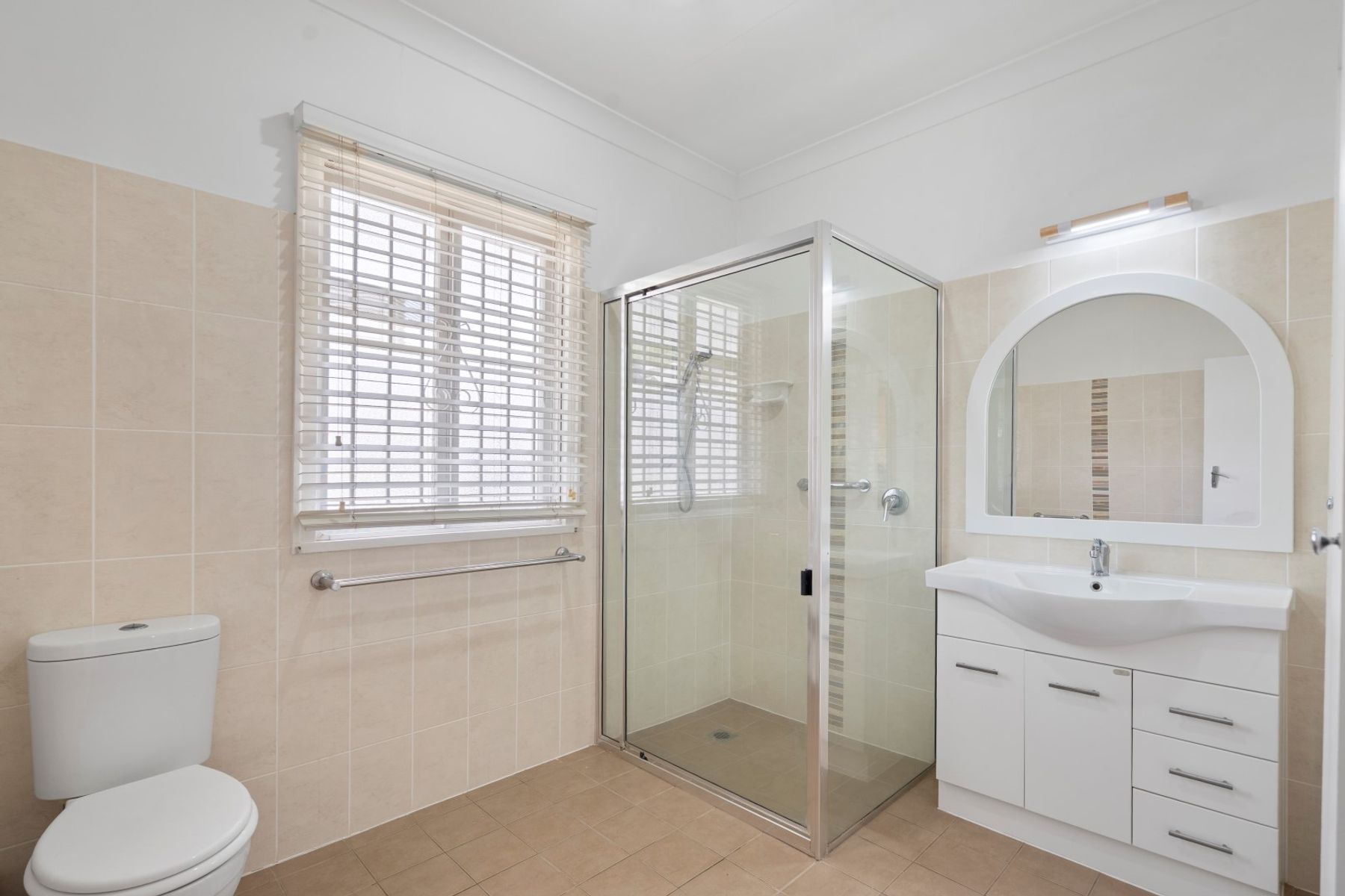 12 McMahon Street, Bundamba QLD 4304, Bundamba - Thumbnail 3