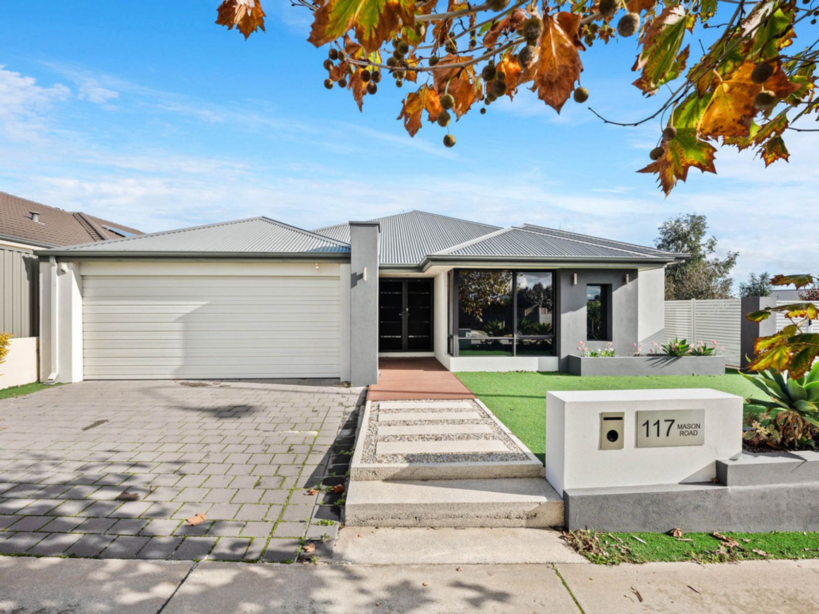 117 Mason Road, Piara Waters WA 6112, Piara Waters - Thumbnail 2