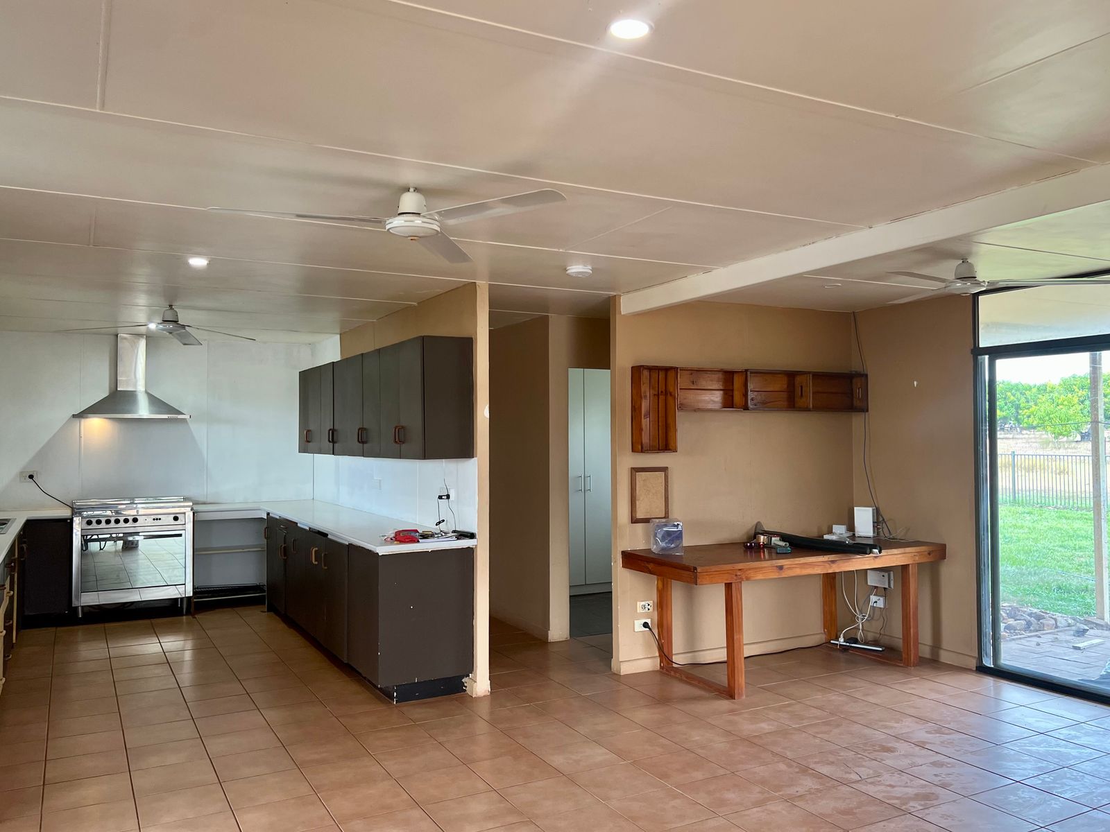 215 Livingstone Road, Livingstone NT 0822, Livingstone - Thumbnail 6