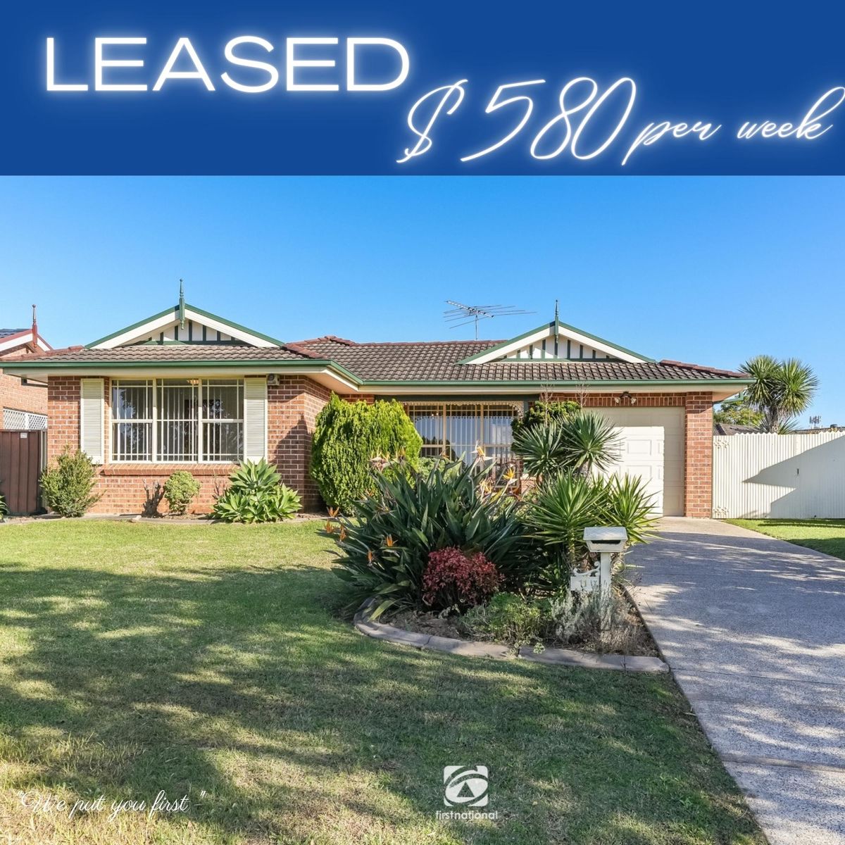 11 Robson Crescent, St Helens Park NSW 2560