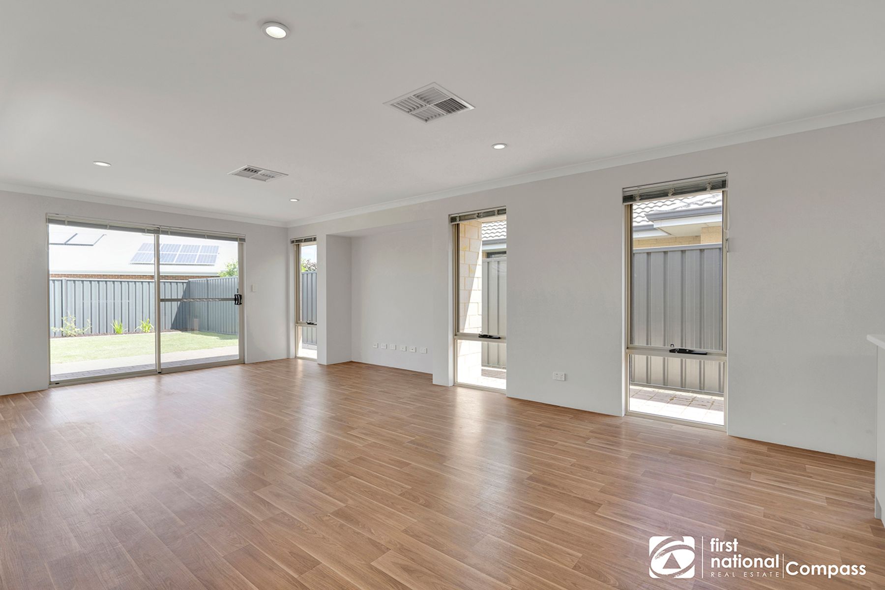212 Ninth Road, Hilbert WA 6112, Hilbert - Thumbnail 3