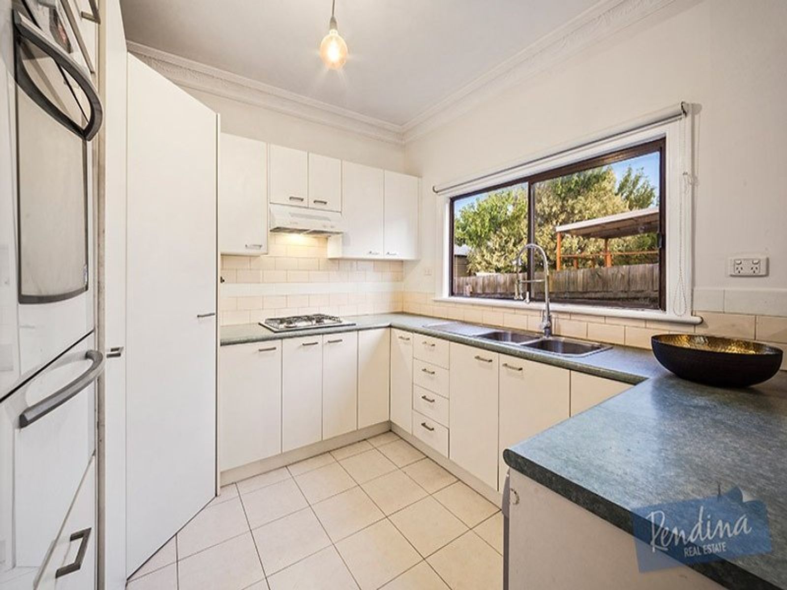 83 McCracken Street, Kensington - Thumbnail 3
