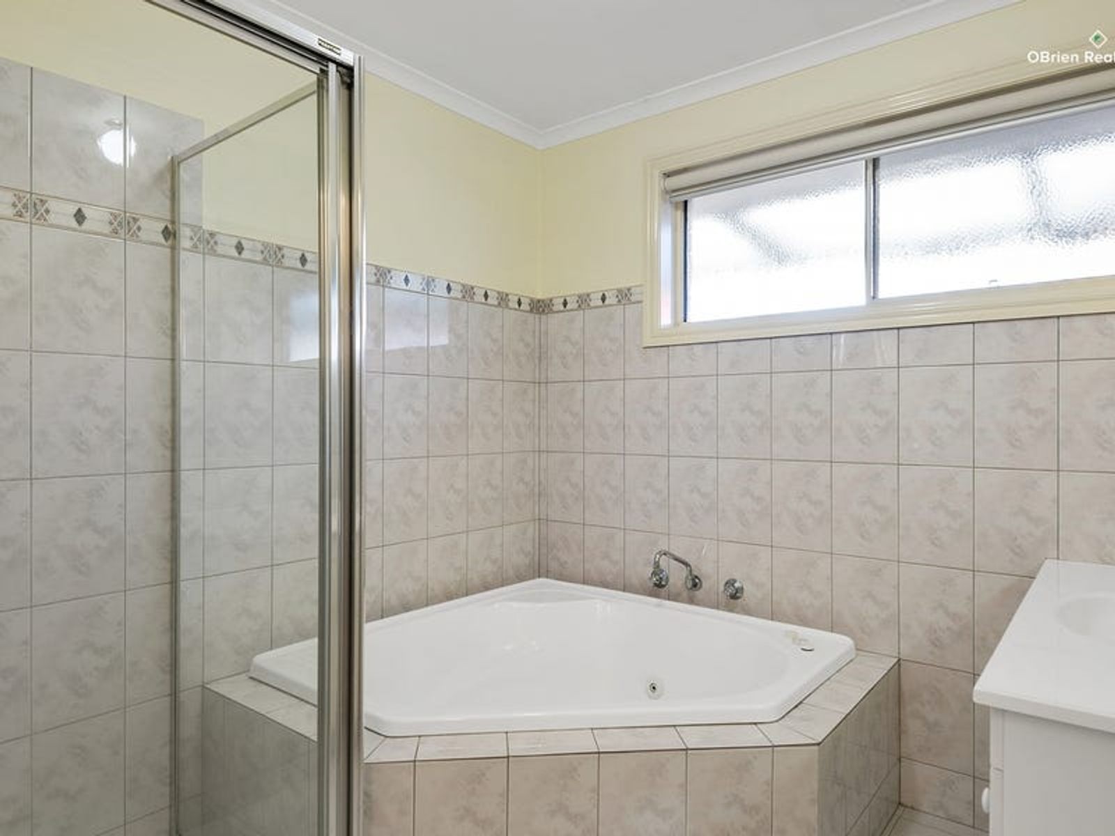 16 Tomasetti Crescent, Narre Warren, VIC 3805, Narre Warren - Thumbnail 6