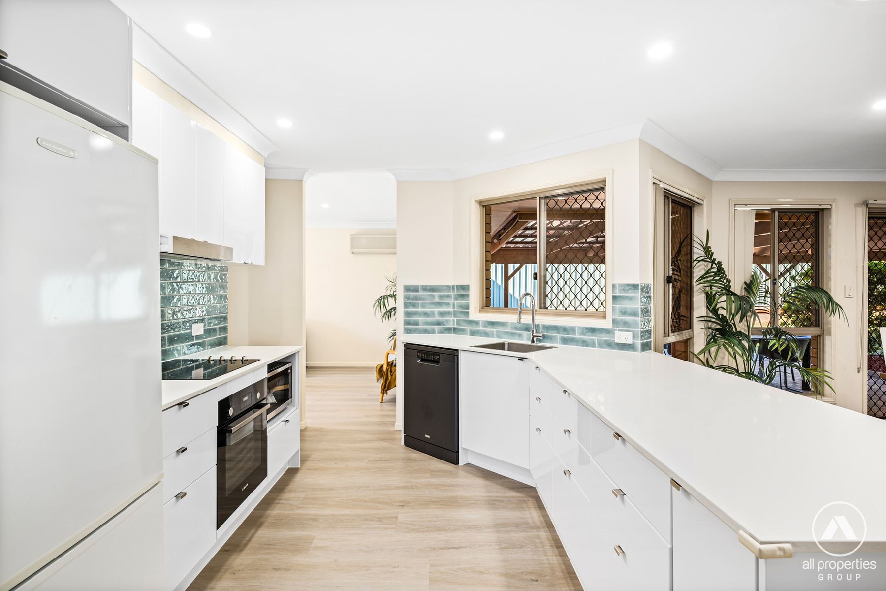 51 Mortlake Crescent, Boronia Heights QLD 4124, Boronia Heights - Thumbnail 3