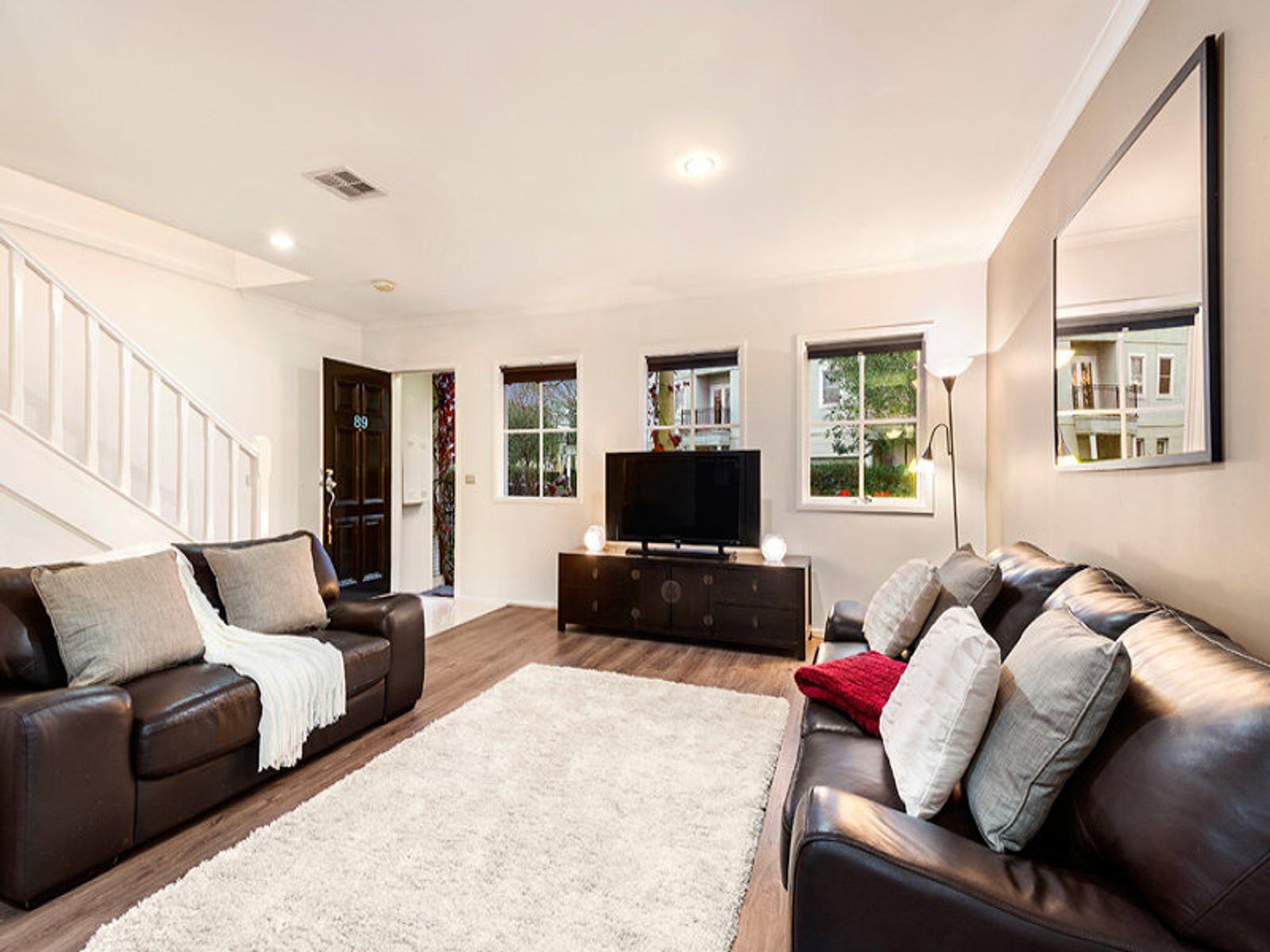 89 The Crescent, Kensington - Thumbnail 4