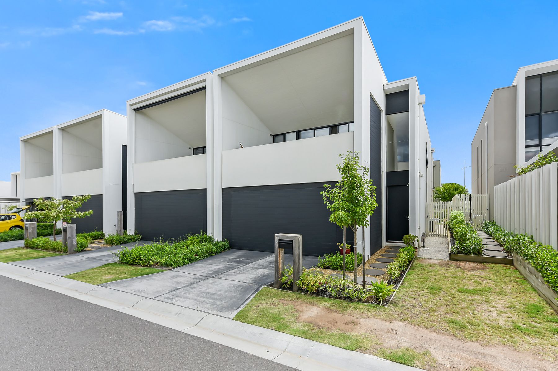 12 Bombala Street, Springvale, VIC 3171, Springvale - Thumbnail 2