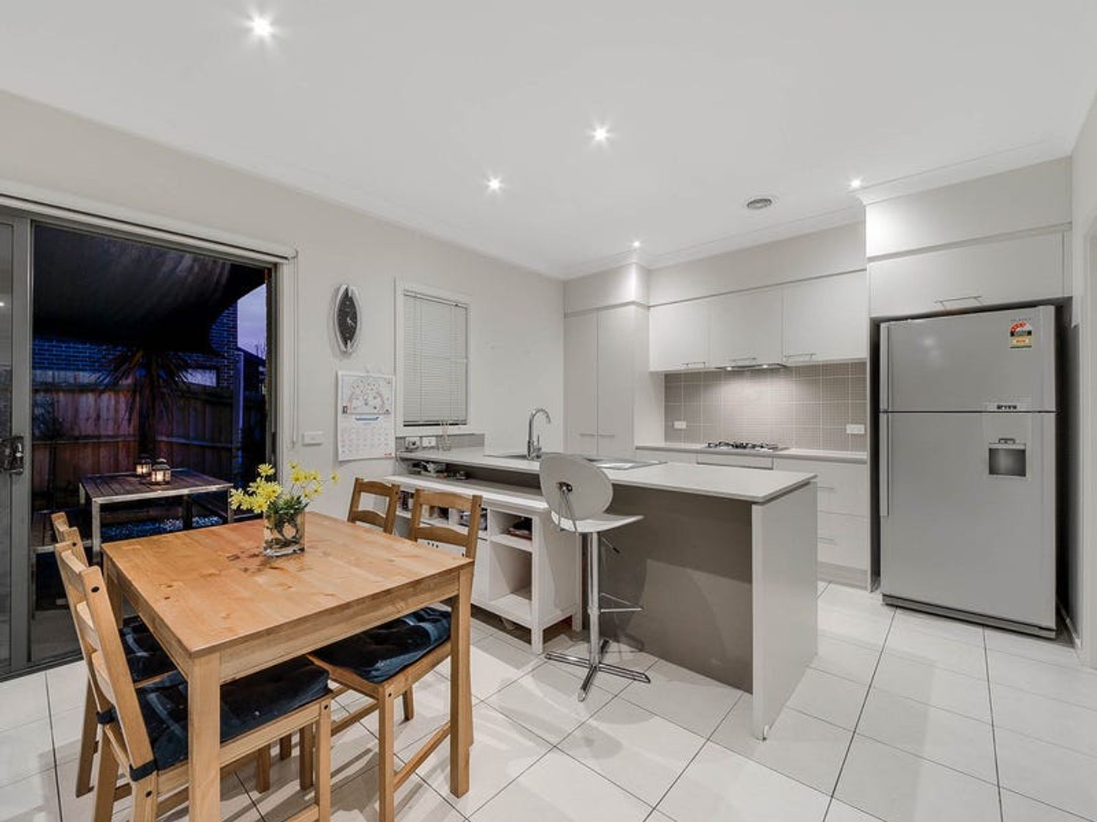 2 Manuscript Drive, Endeavour Hills, VIC 3802, Endeavour Hills - Thumbnail 3