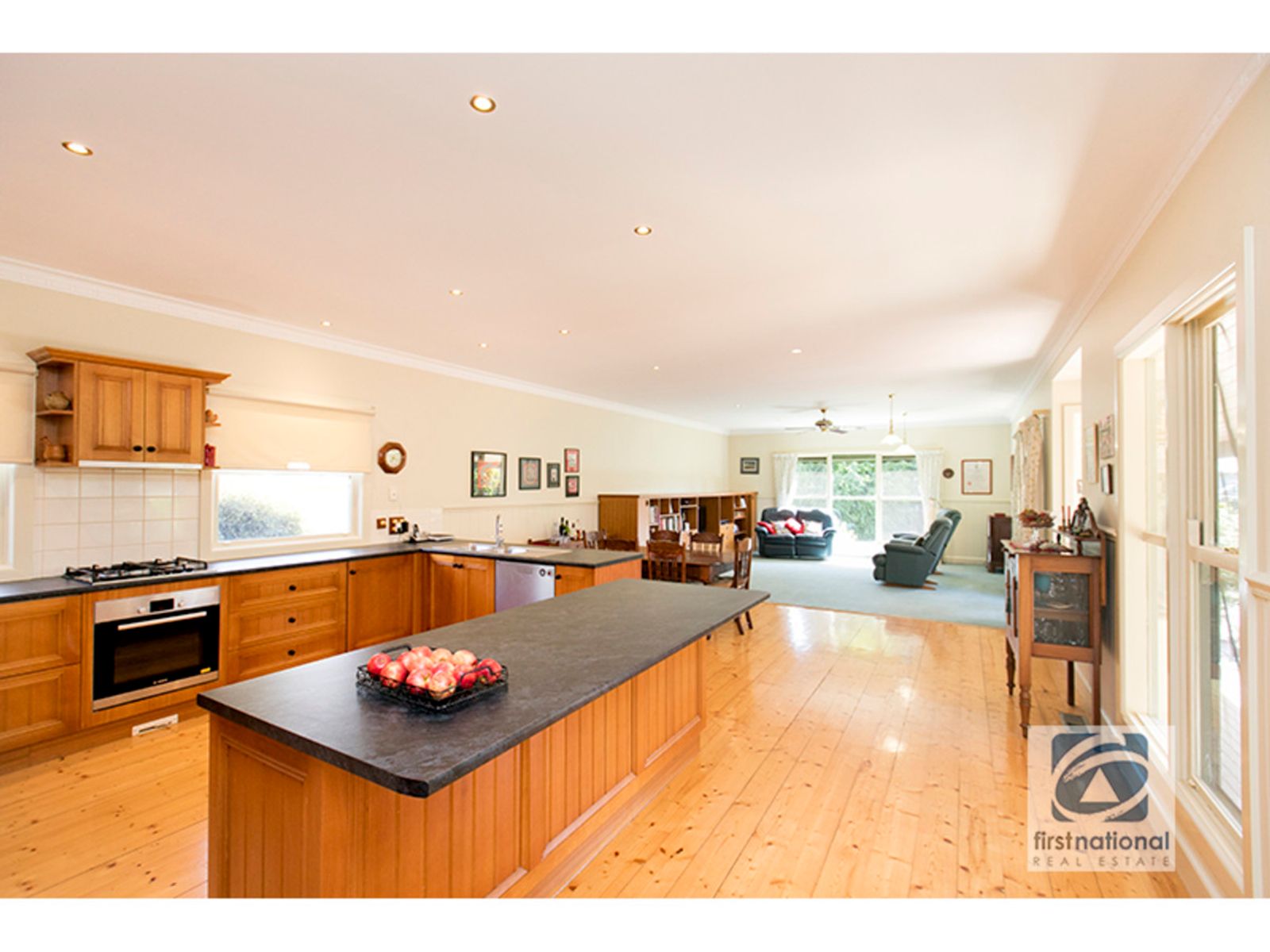 33 Peace Avenue, Warragul, VIC 3820, Warragul - Thumbnail 4