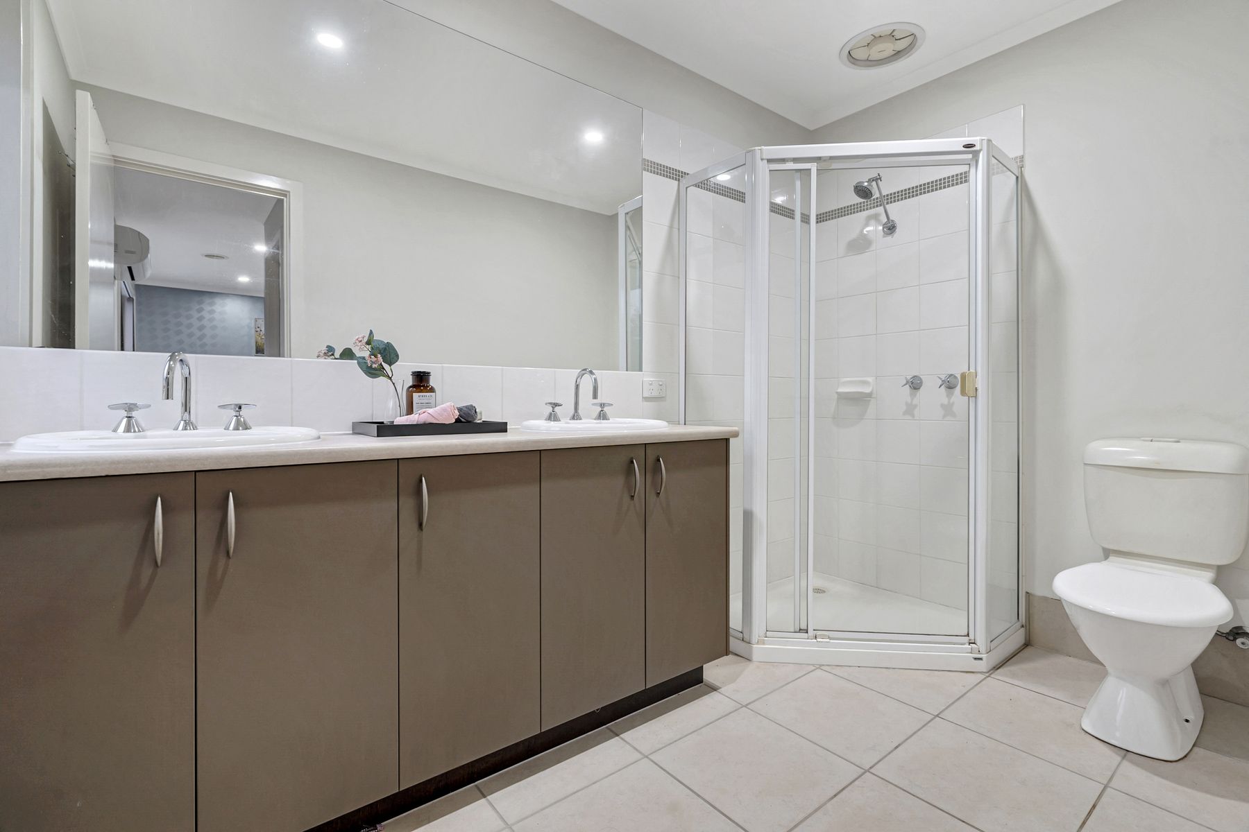 18 Kirren Close, Cranbourne, VIC 3977, Cranbourne - Thumbnail 8