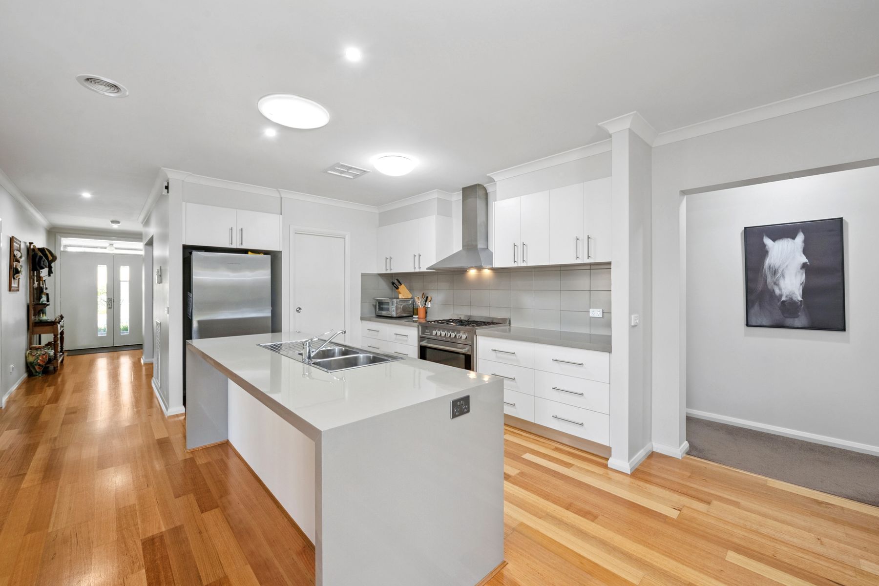 8 Peace Street, Kangaroo Flat, VIC 3555, Kangaroo Flat - Thumbnail 2