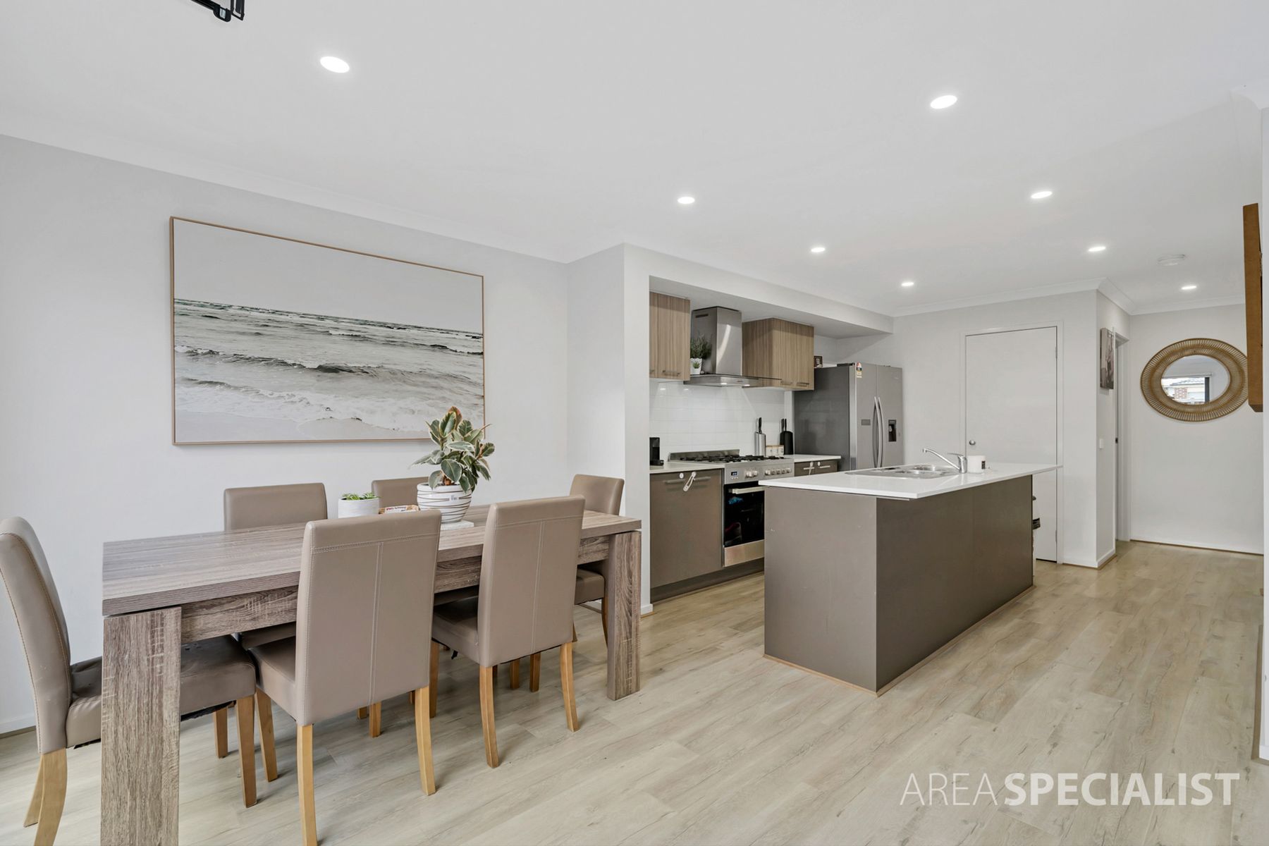 34 Aintree Close, Clyde, VIC 3978, Clyde - Thumbnail 4