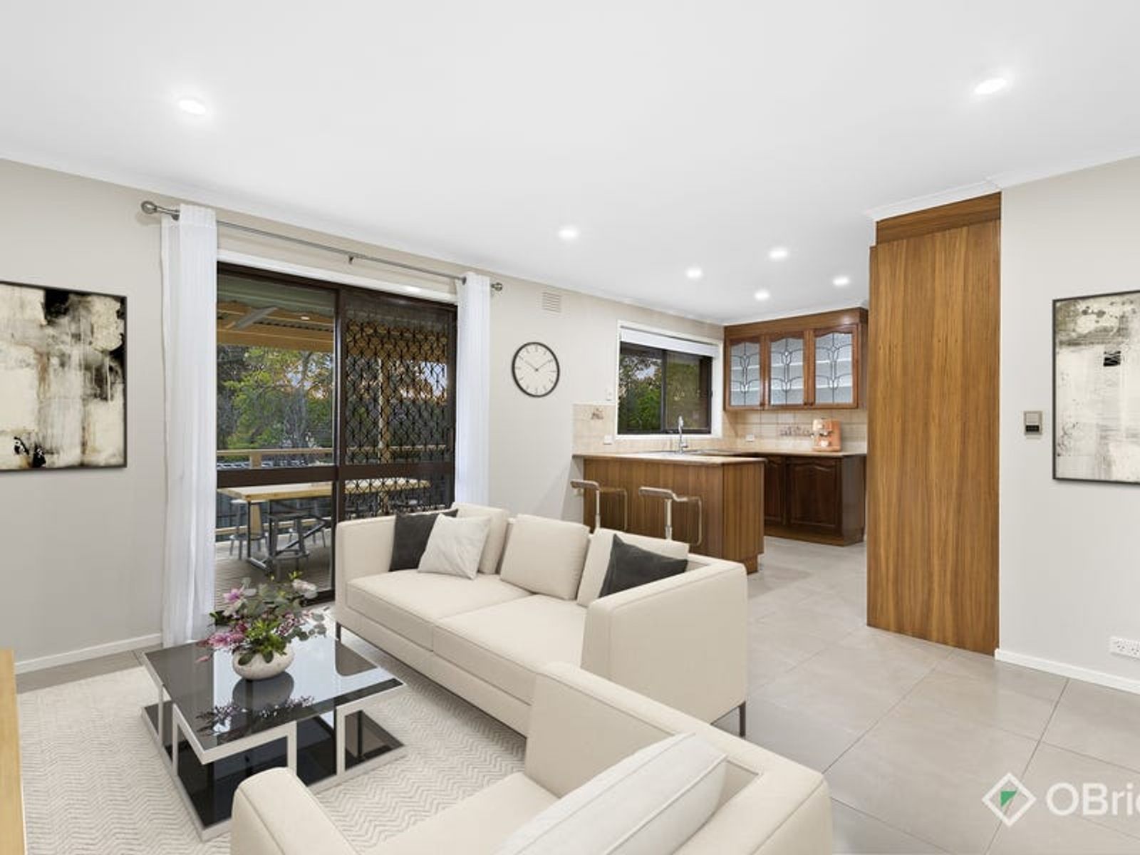 25 Isaac Smith Crescent, Endeavour Hills, VIC 3802, Endeavour Hills - Thumbnail 4