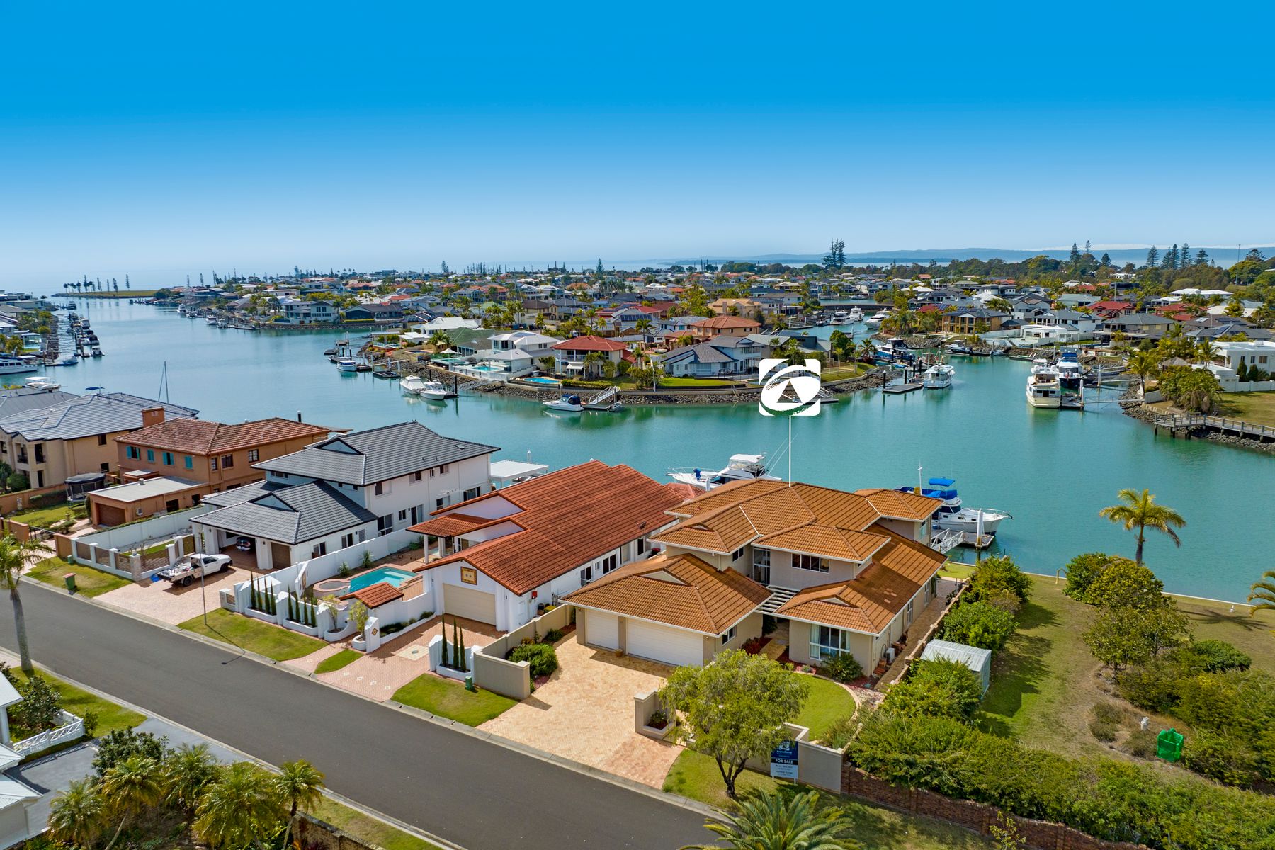 11 Sternlight Court, Raby Bay QLD 4163, Raby Bay - Thumbnail 3