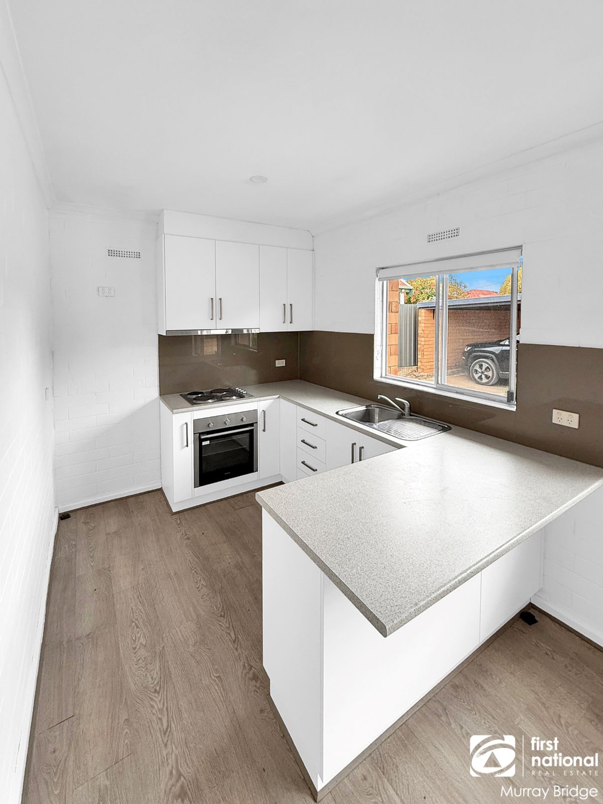 1/7 Eleanor Tce, Murray Bridge SA 5253, Murray Bridge - Thumbnail 2