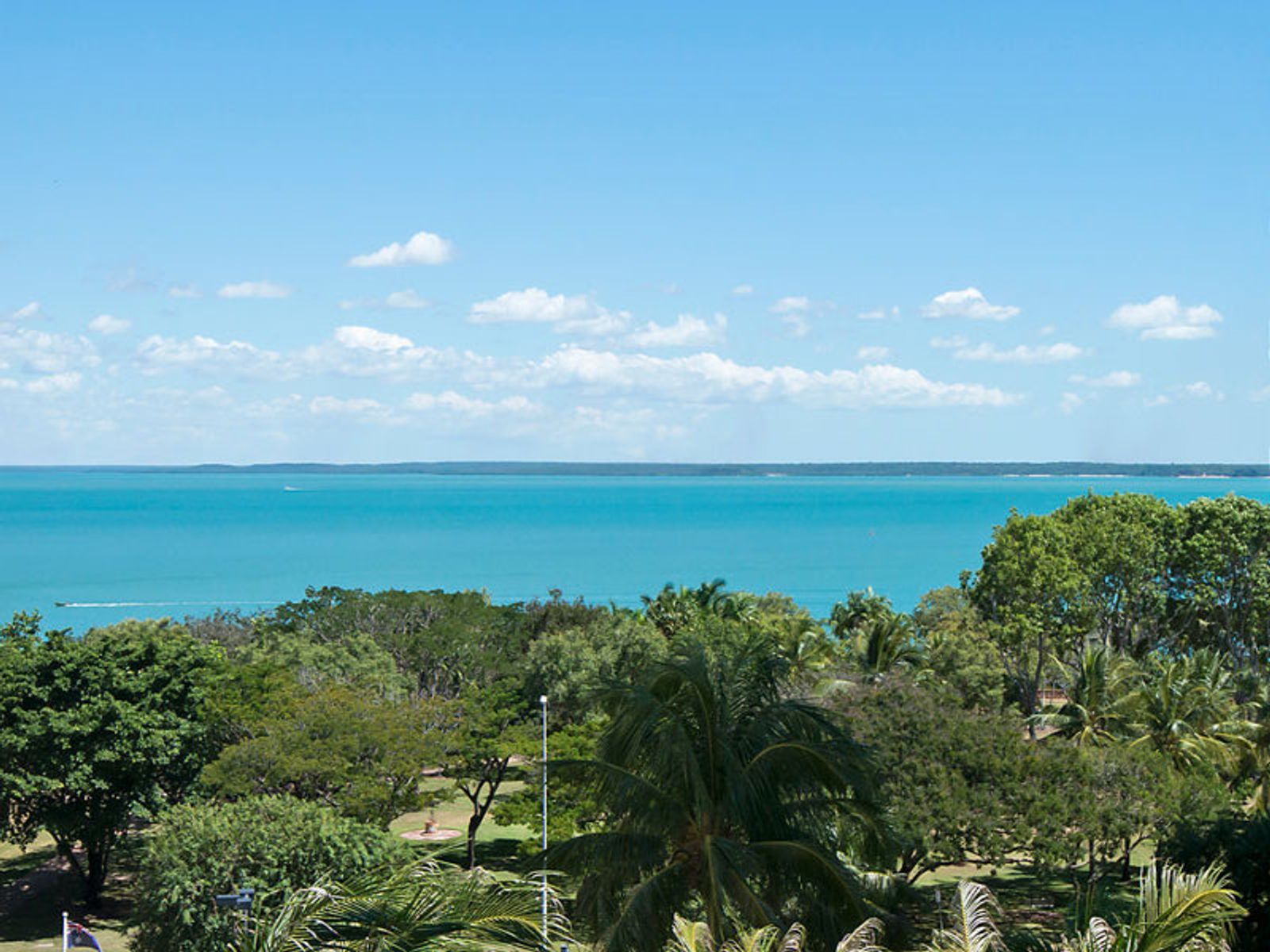 25/101 Mitchell Street, Darwin City NT 0800, Darwin City - Thumbnail 2