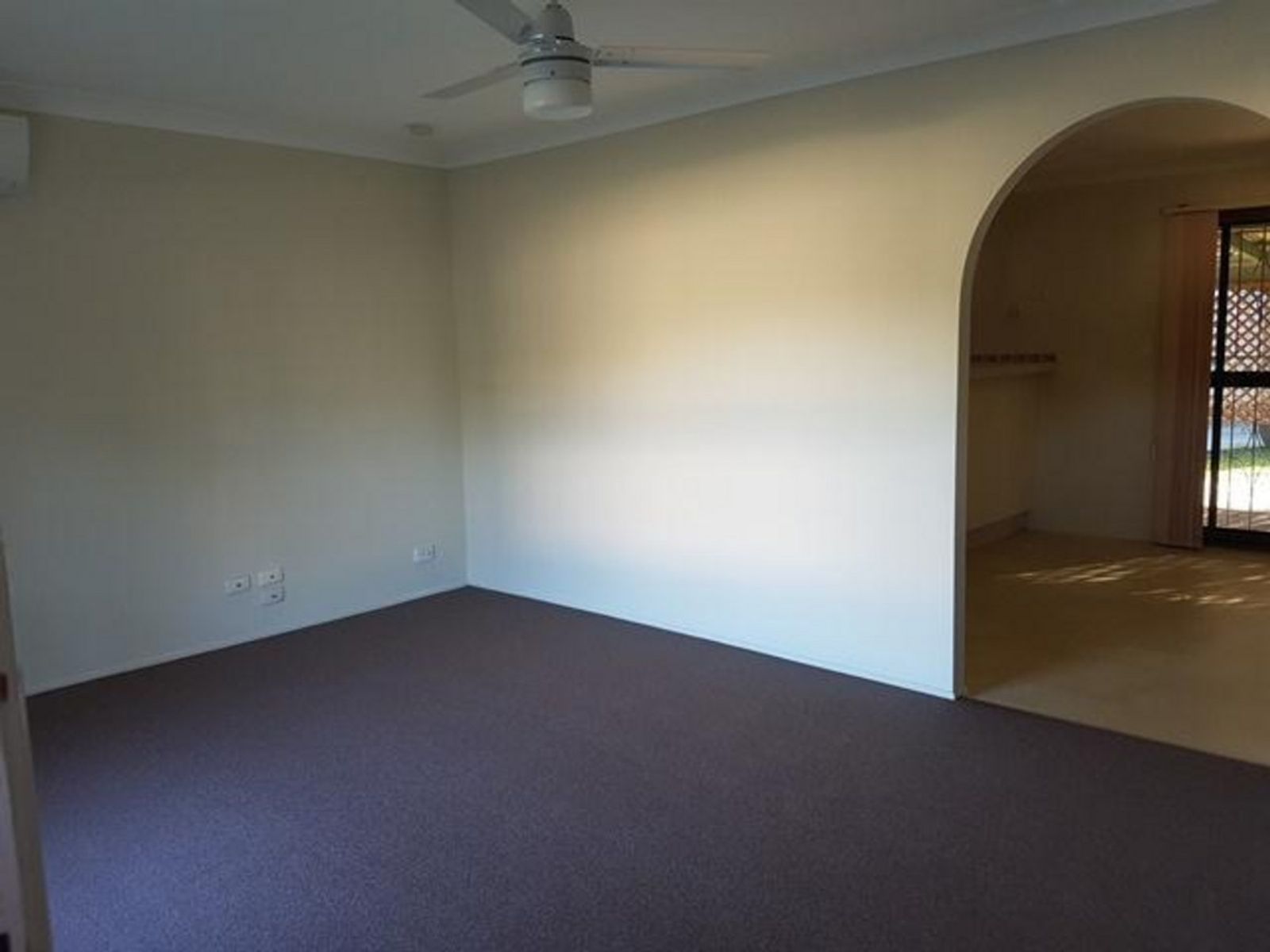 91 Peverell Street, Hillcrest QLD 4118, Hillcrest - Thumbnail 4