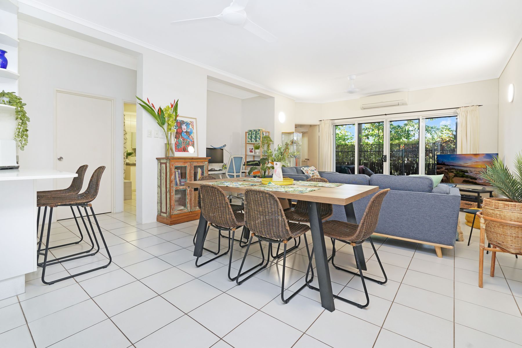 10/140 Smith Street, Darwin City NT 0800, Darwin City - Thumbnail 2