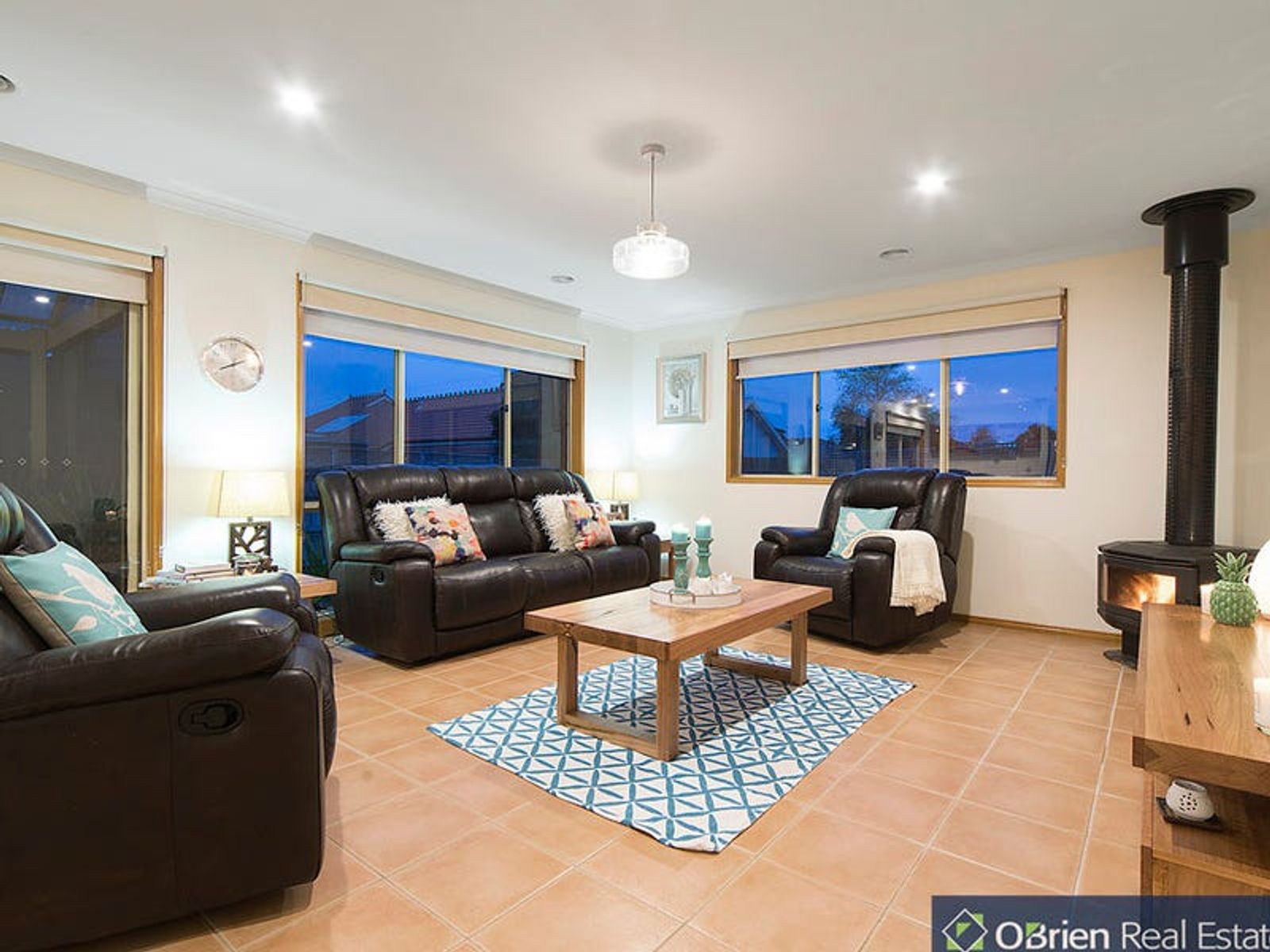45 Parkwood Avenue, Narre Warren South, VIC 3805, Narre Warren South - Thumbnail 3