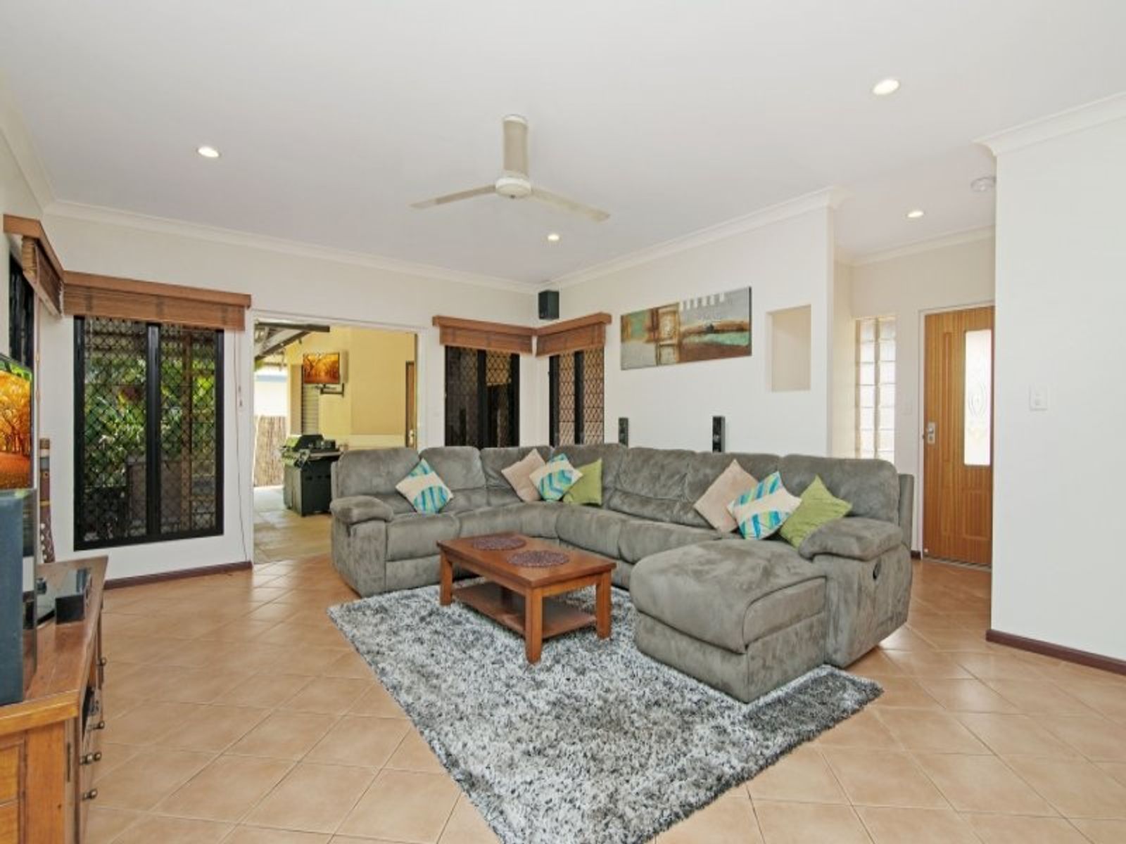 18 Rose Street, Gunn NT 0832, Gunn - Thumbnail 3