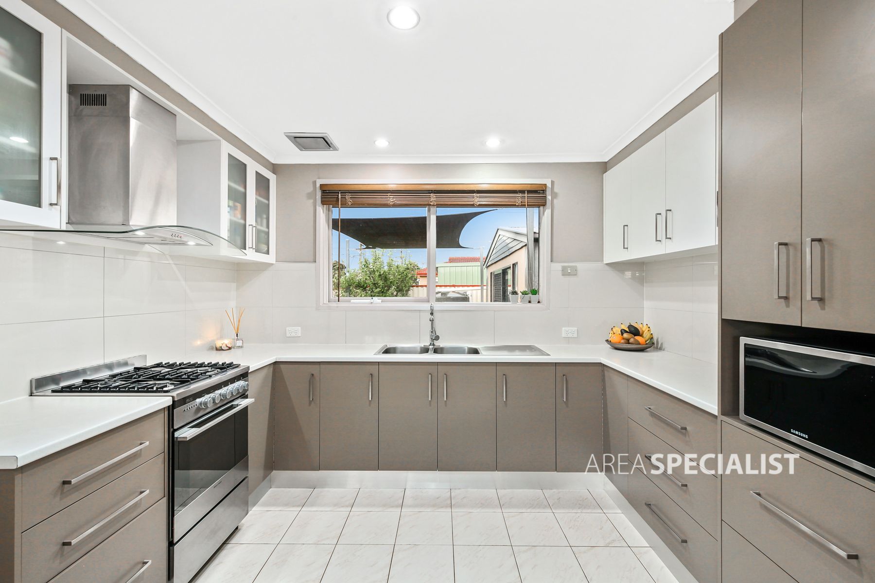1 Westview Court, Springvale South, VIC 3172, Springvale South - Thumbnail 3