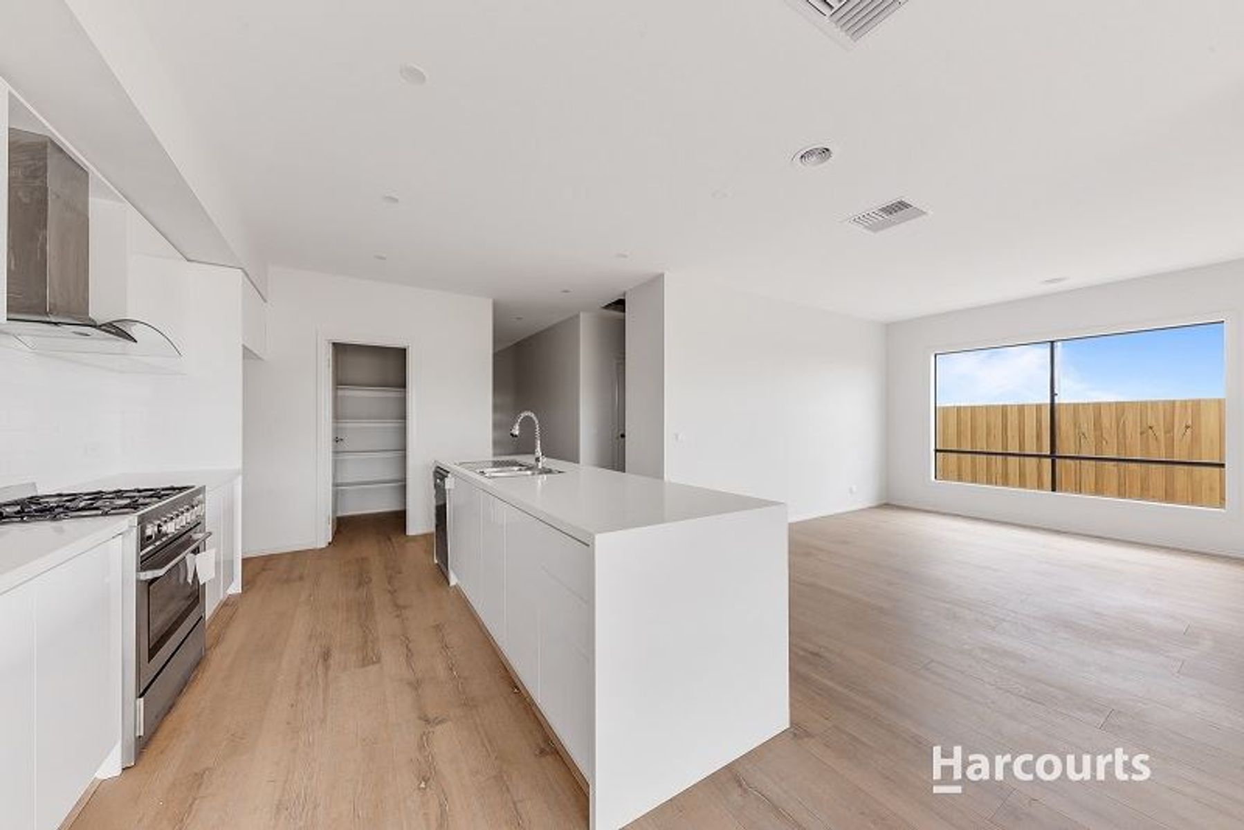32 Bullion Drive, Aintree, VIC 3336, Aintree - Thumbnail 4