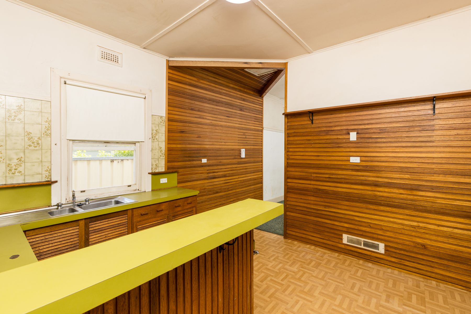 216 Walnut Avenue, Mildura VIC 3500, Mildura - Thumbnail 7