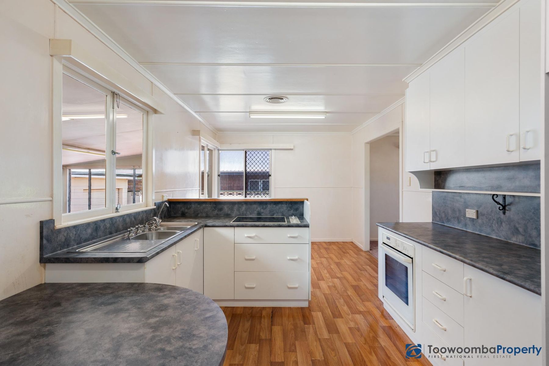 31 Shennan Street, Harristown QLD 4350, Harristown - Thumbnail 4