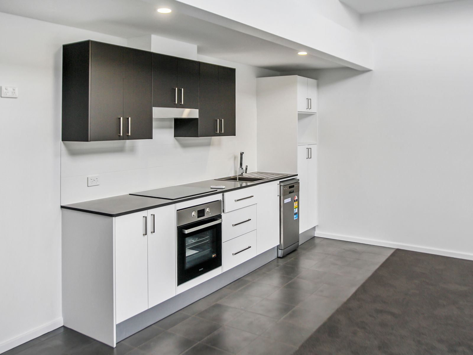 8/318 High Street, Maitland NSW 2320, Maitland - Thumbnail 3