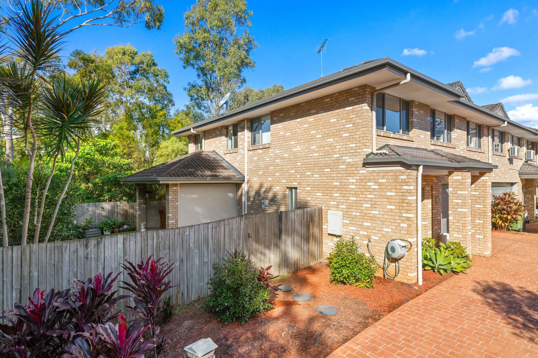1/239 Queen Street, Cleveland QLD 4163, Cleveland - Thumbnail 2