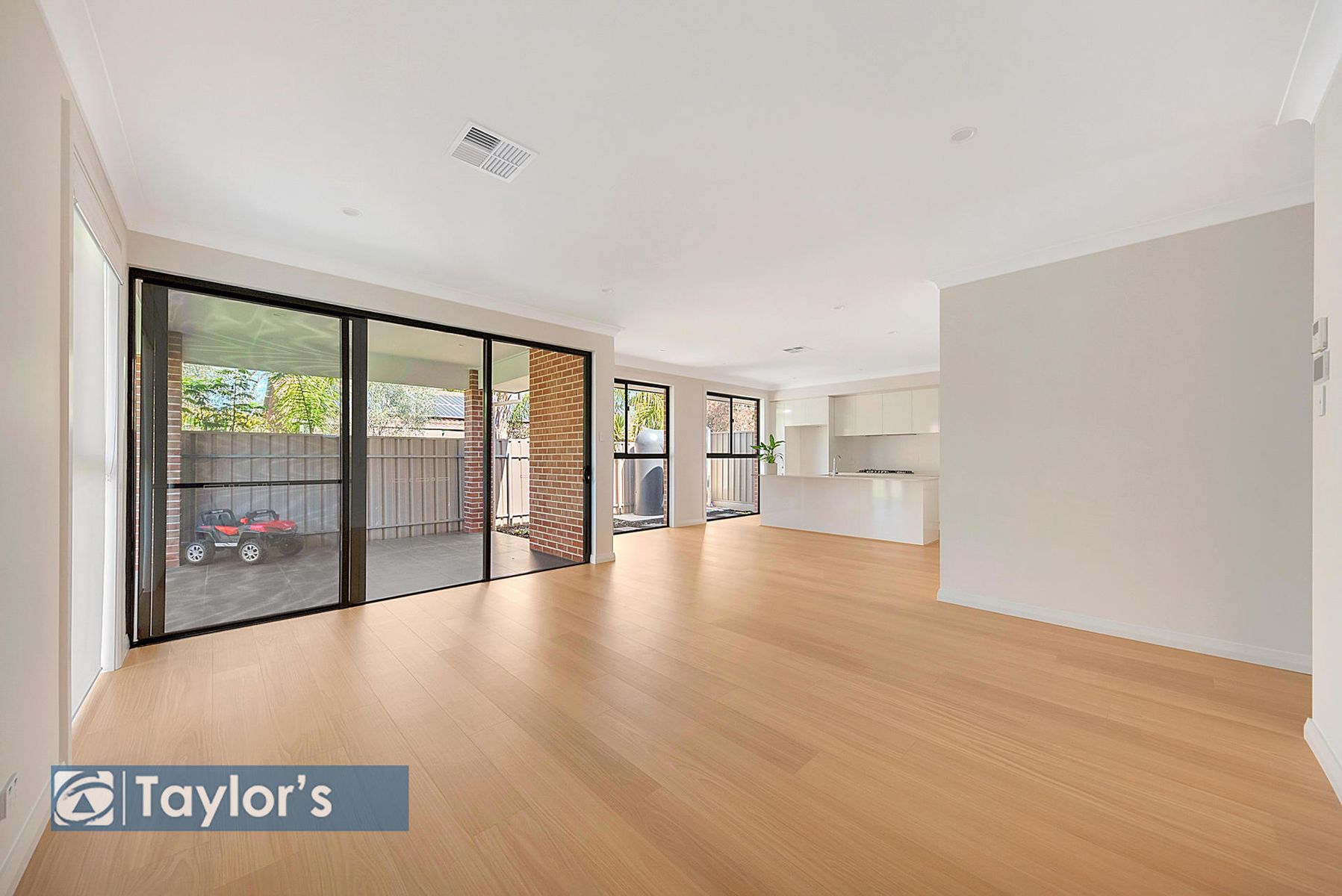 3a Moyes Court, Para Hills West SA 5096, Para Hills West - Thumbnail 2