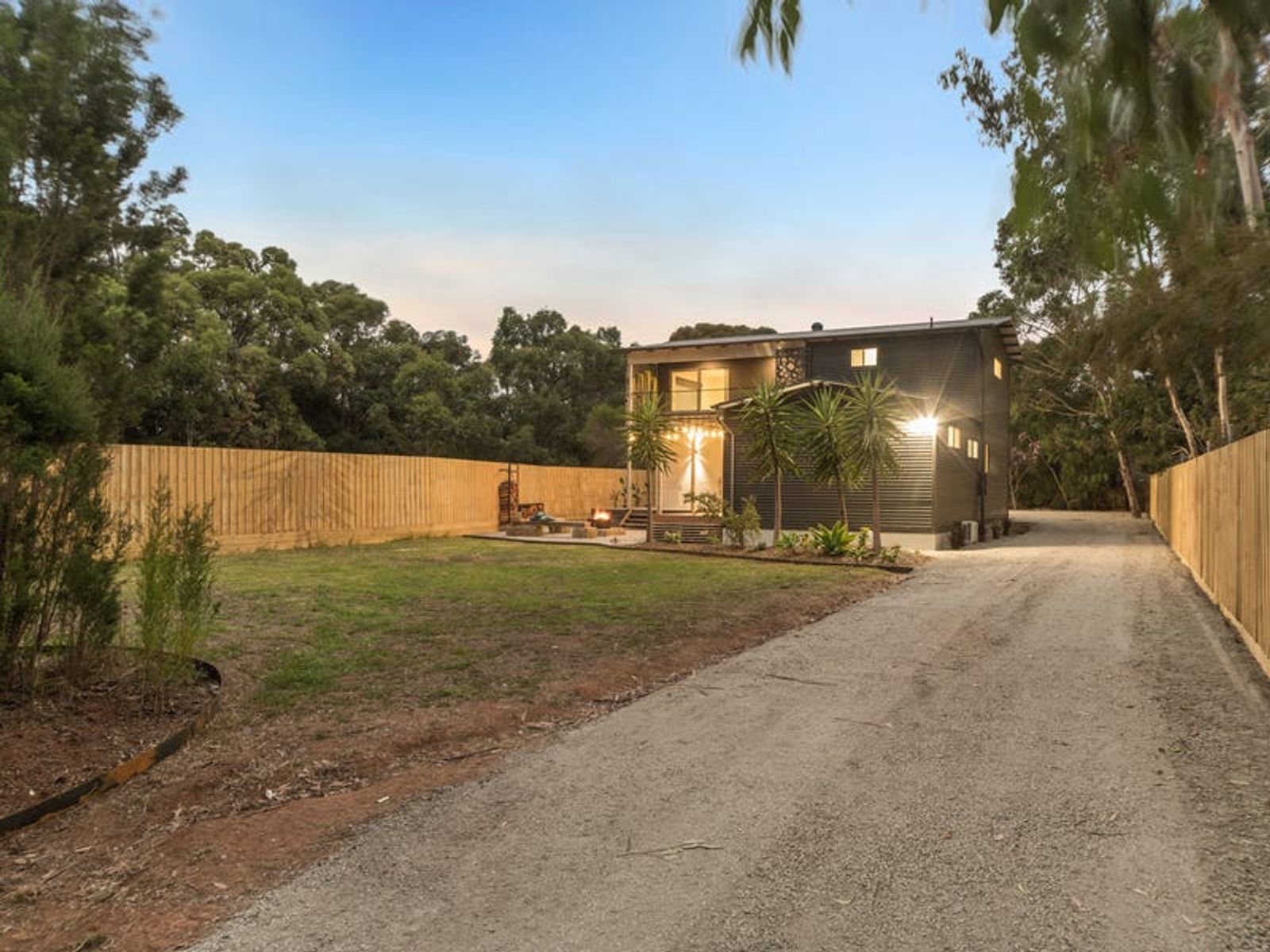 3 Creswell Street, Crib Point, VIC 3919, Crib Point - Thumbnail 3