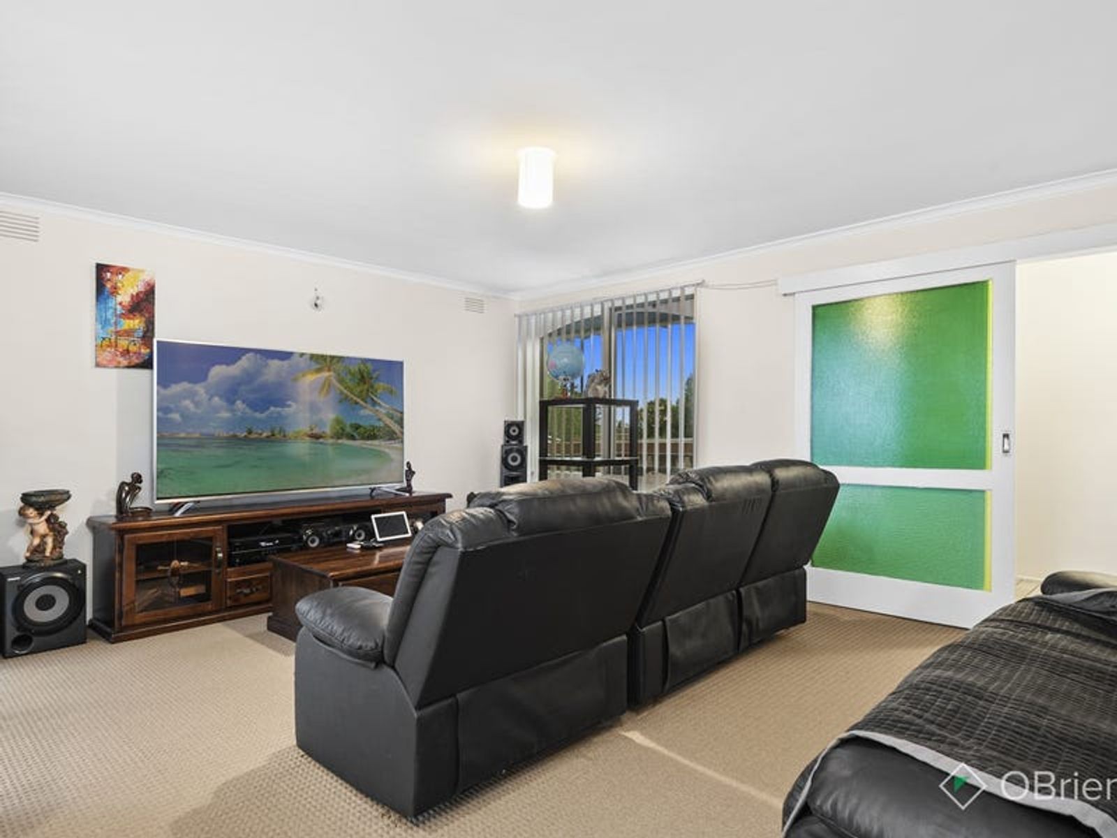 4 Matthew Flinders Avenue, Endeavour Hills, VIC 3802, Endeavour Hills - Thumbnail 2