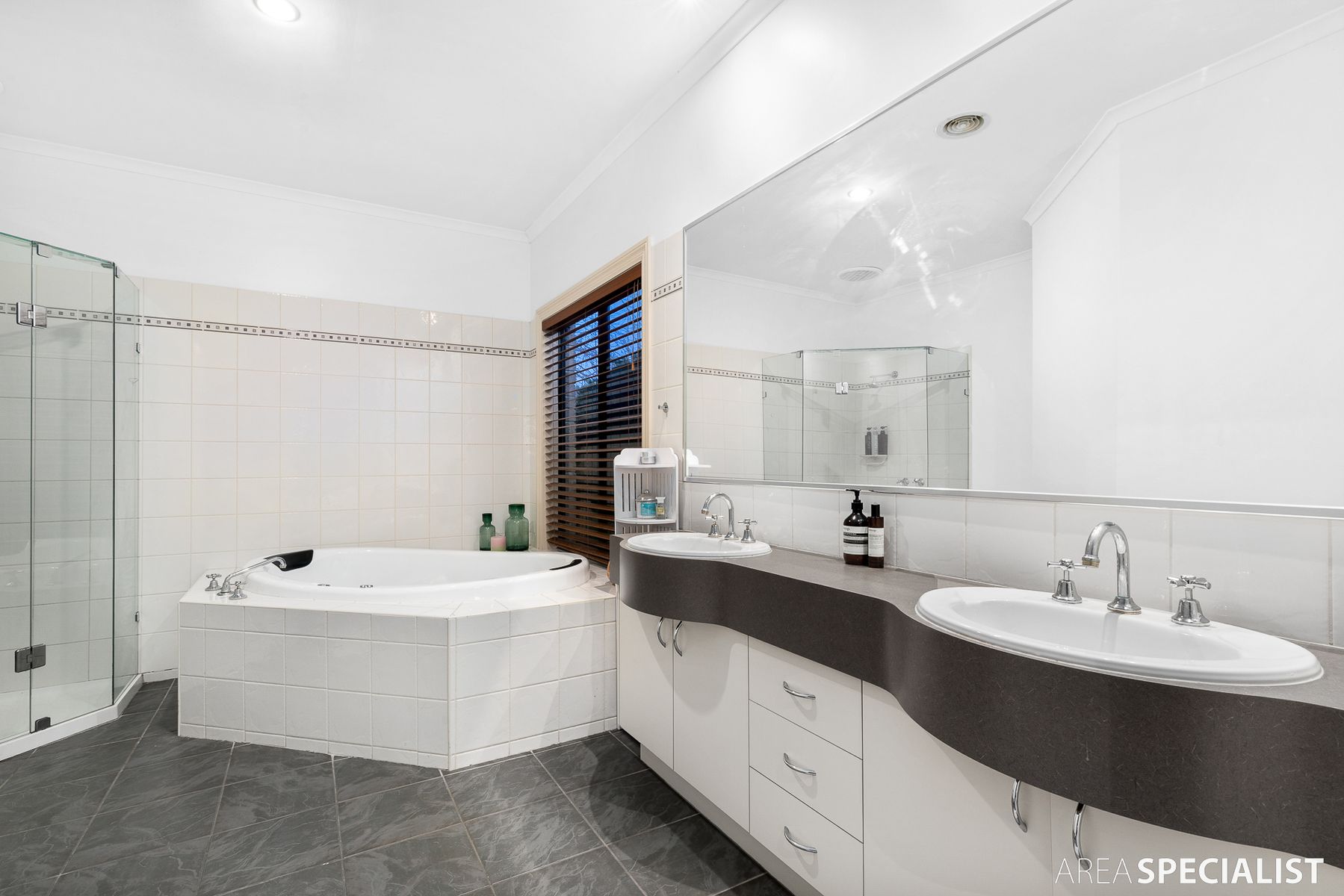 4 Langbourne Court, Point Cook, VIC 3030, Point Cook - Thumbnail 6