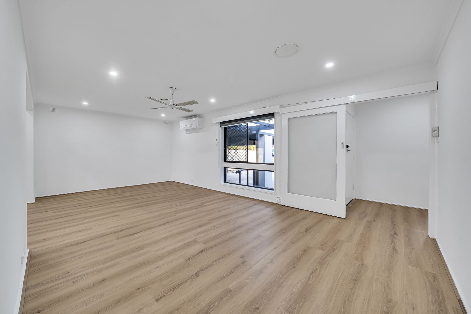 61 Bernhardt Avenue, Hoppers Crossing VIC 3029, Hoppers Crossing - Thumbnail 3
