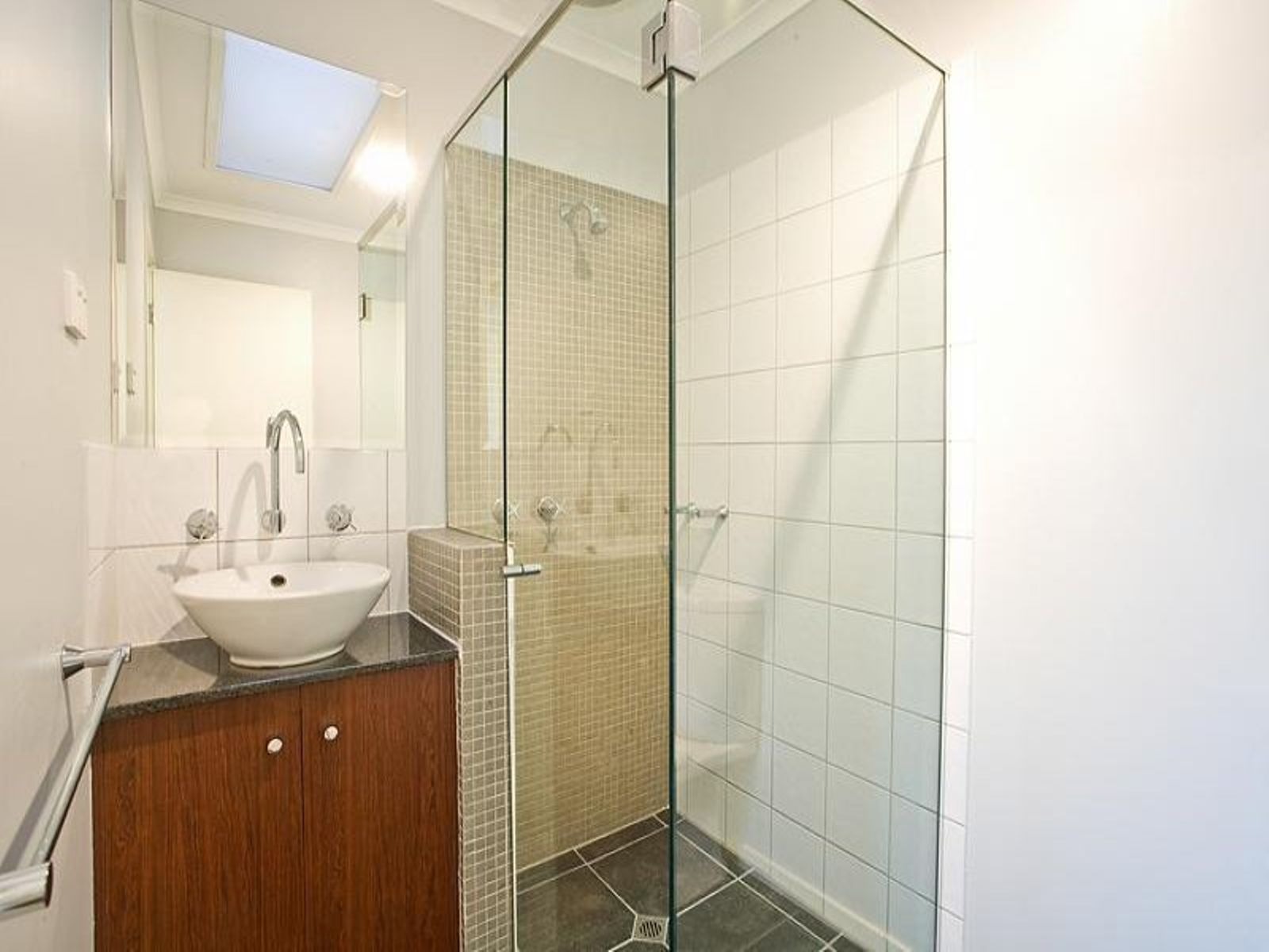 44 Village Way, Maribyrnong - Thumbnail 8
