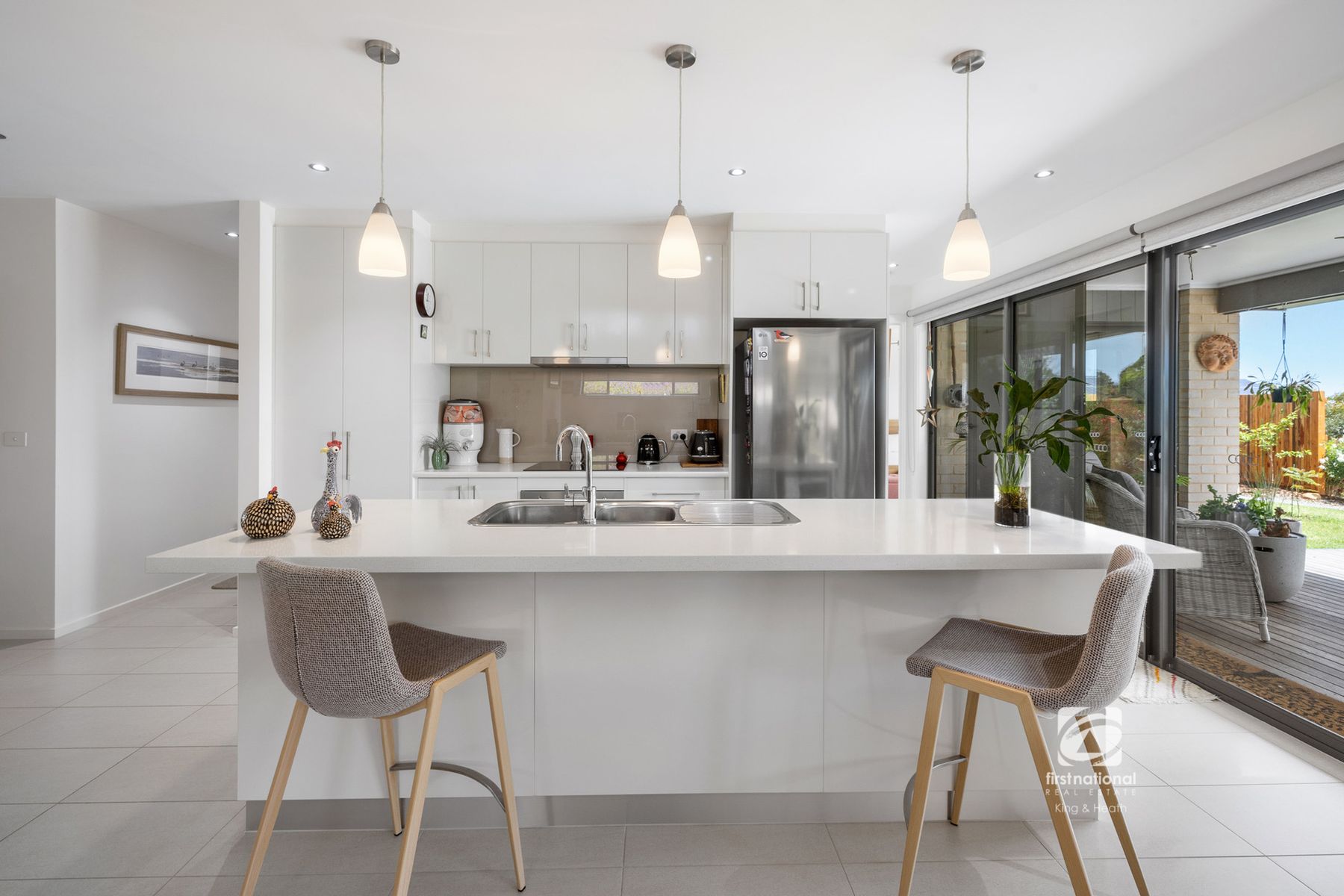 8 Leighton Bay Drive, Metung VIC 3904, Metung - Thumbnail 2