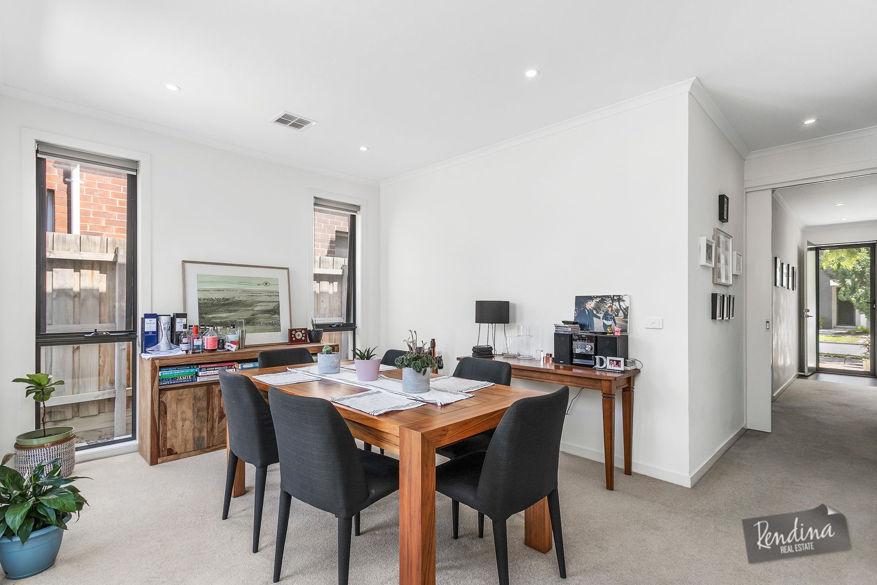 8 Beaurepaire Parade, Footscray - Thumbnail 4