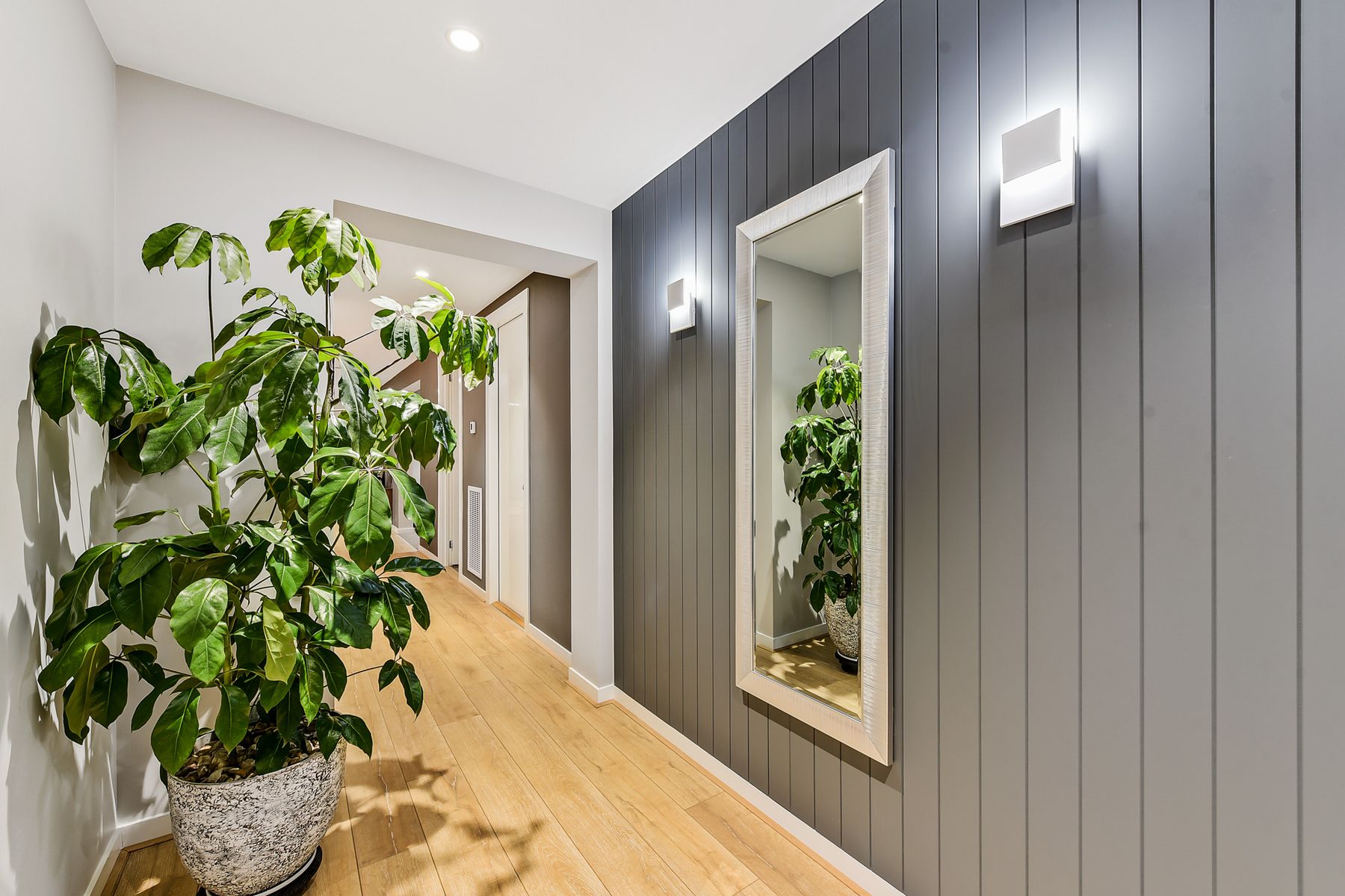 4 Brumich Way, Clyde North, VIC 3978, Clyde North - Thumbnail 4