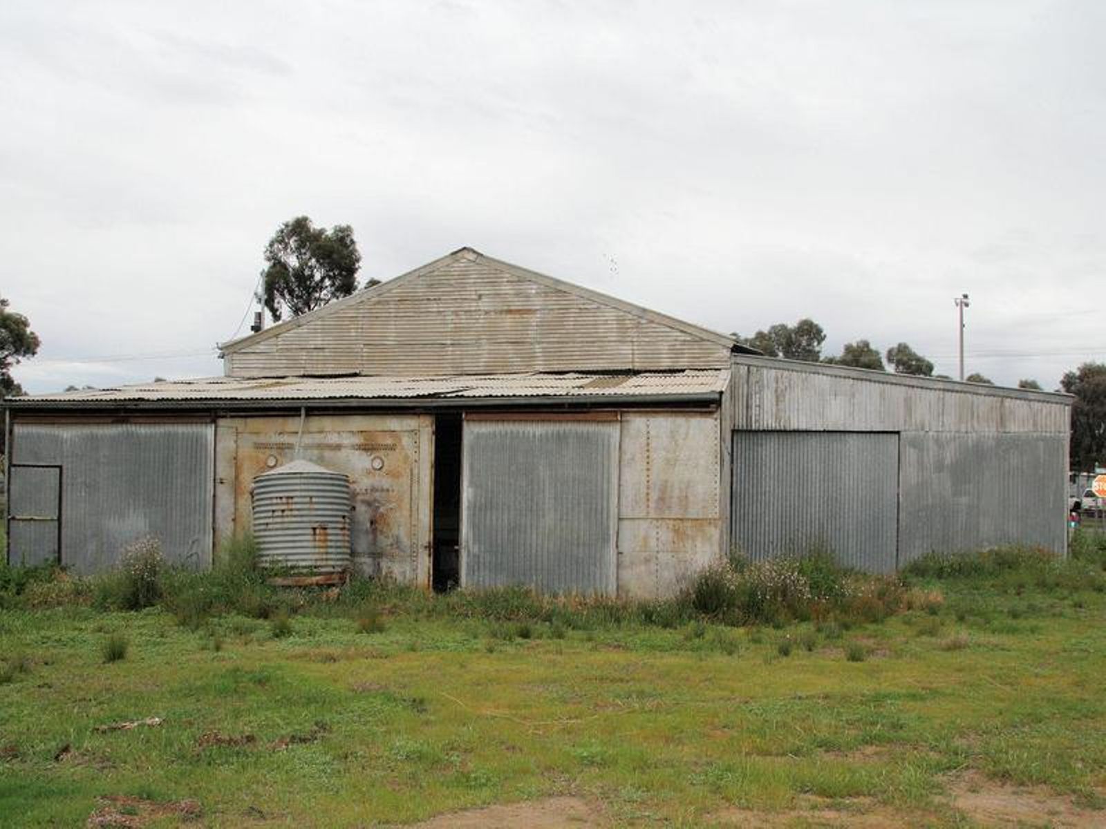 10-12 Hughes Street, Ouyen - Thumbnail 3