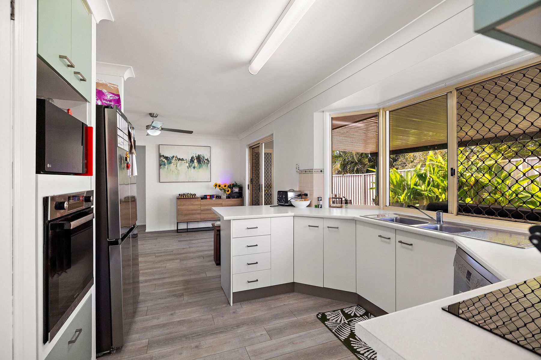 9 Kingsbury Court, Alexandra Hills QLD 4161, Alexandra Hills - Thumbnail 3