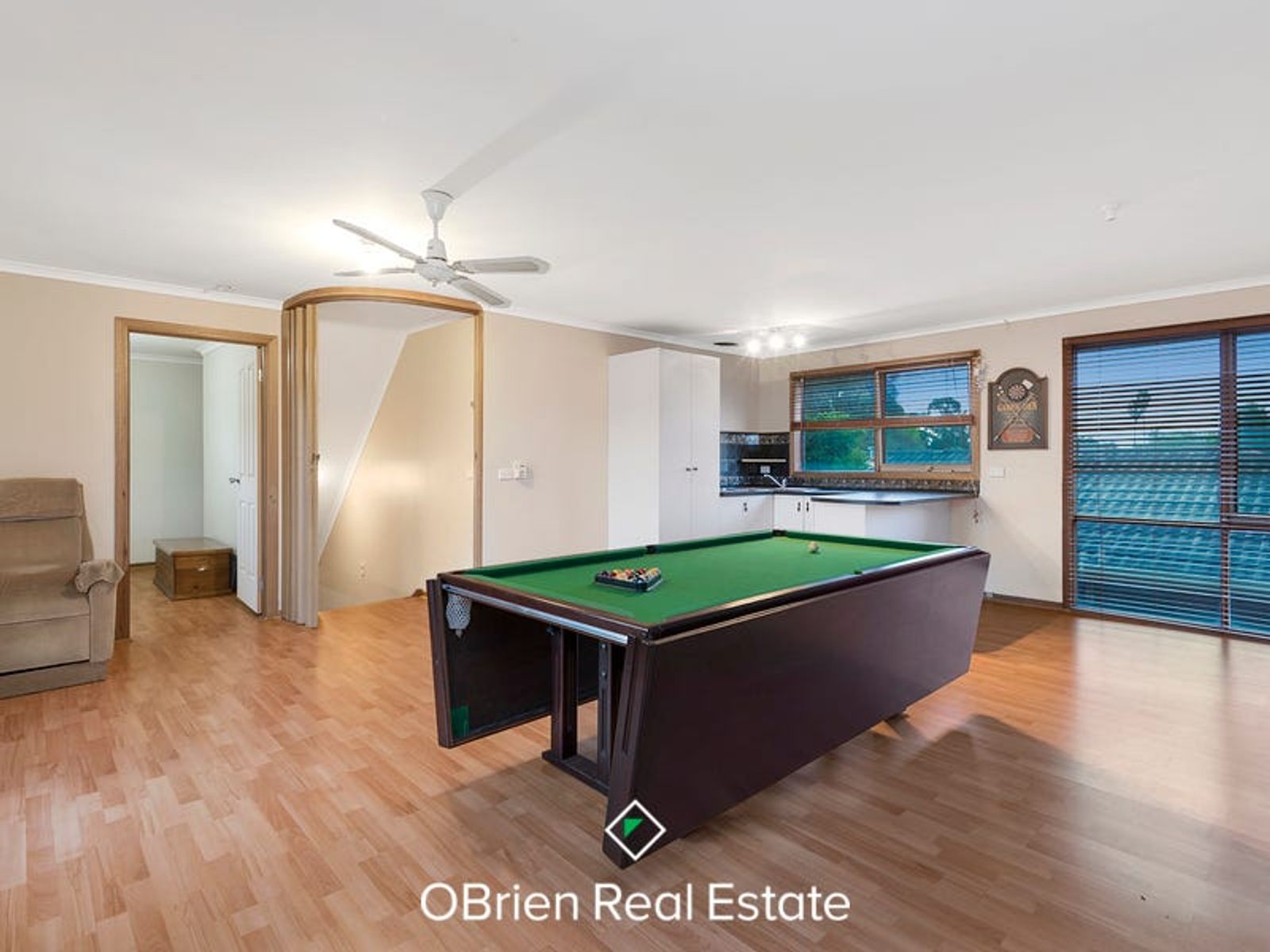 18 Adamson Drive, Endeavour Hills, VIC 3802, Endeavour Hills - Thumbnail 4