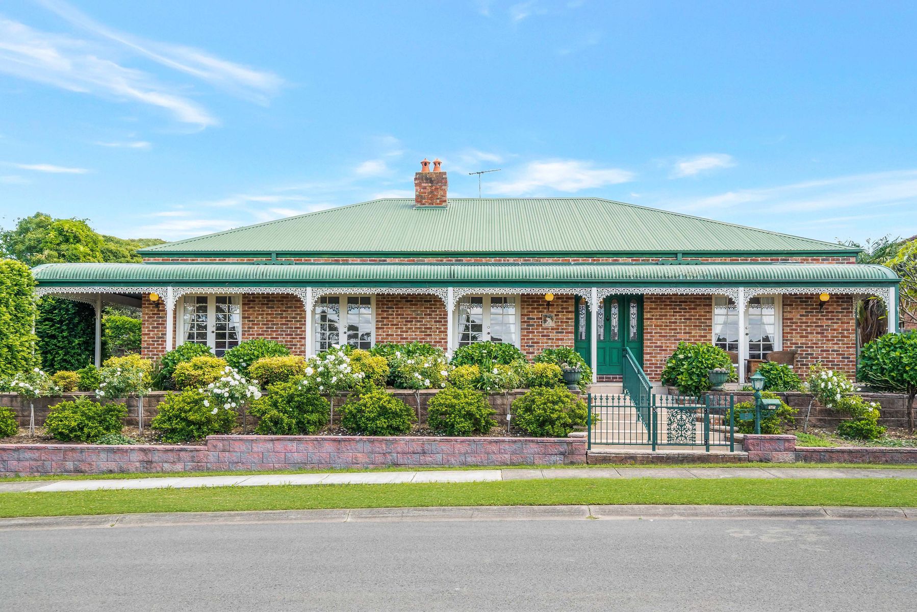 5 Waterhouse Street, Abbotsbury - Image 1