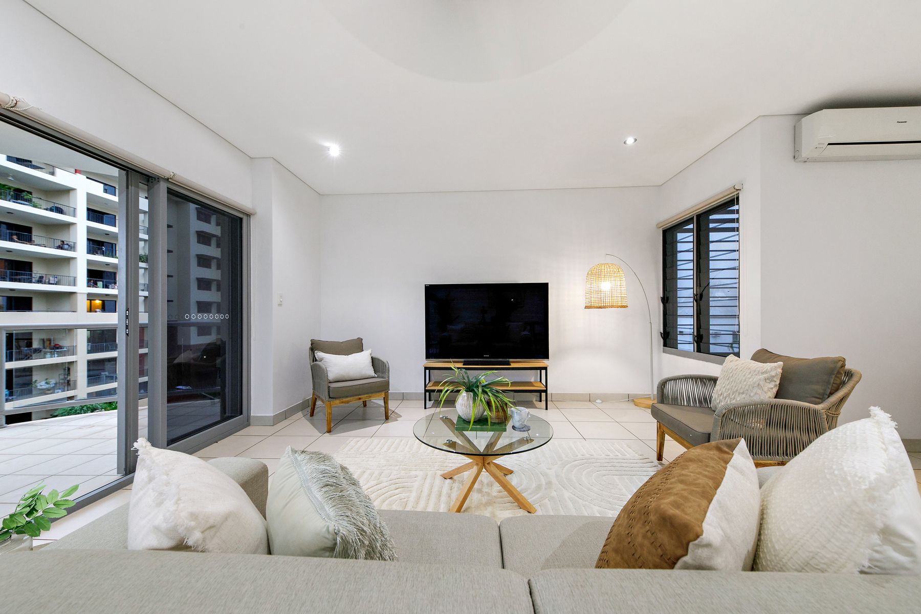 5/44 Mclachlan Street, Darwin City NT 0800, Darwin City - Thumbnail 2