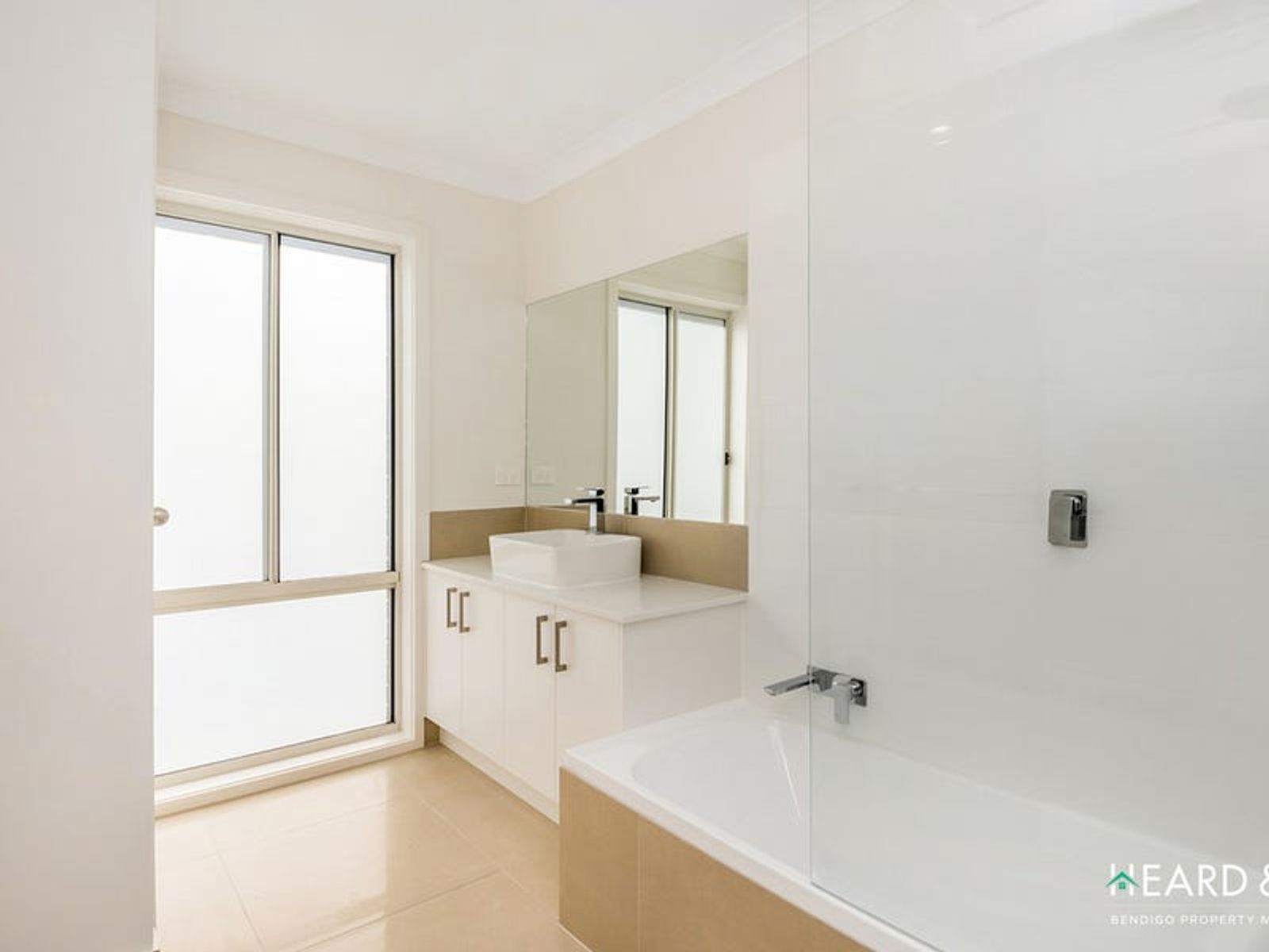102 Stray Street, Long Gully, VIC 3550, Long Gully - Thumbnail 5